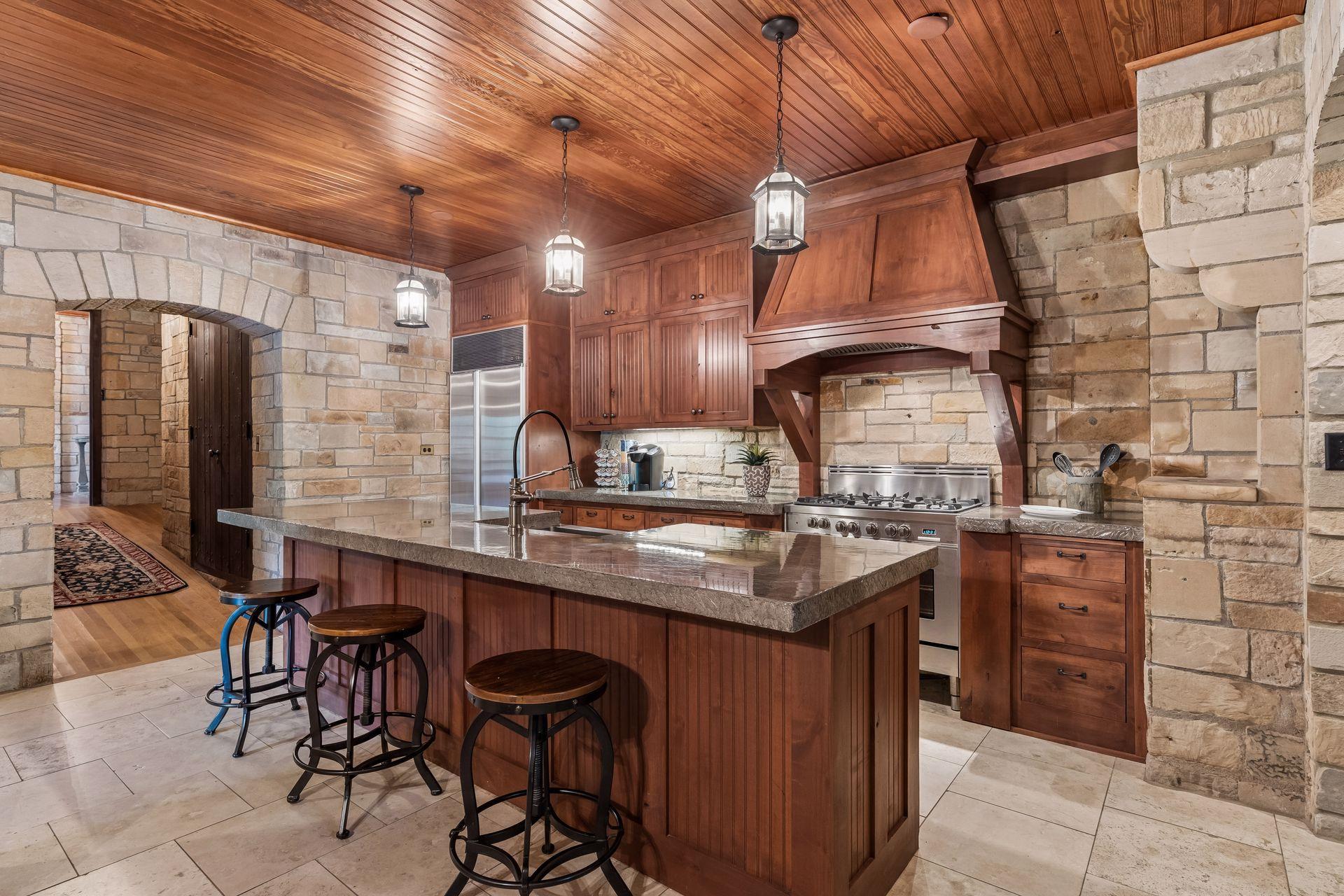 801 Pine Cone Trail