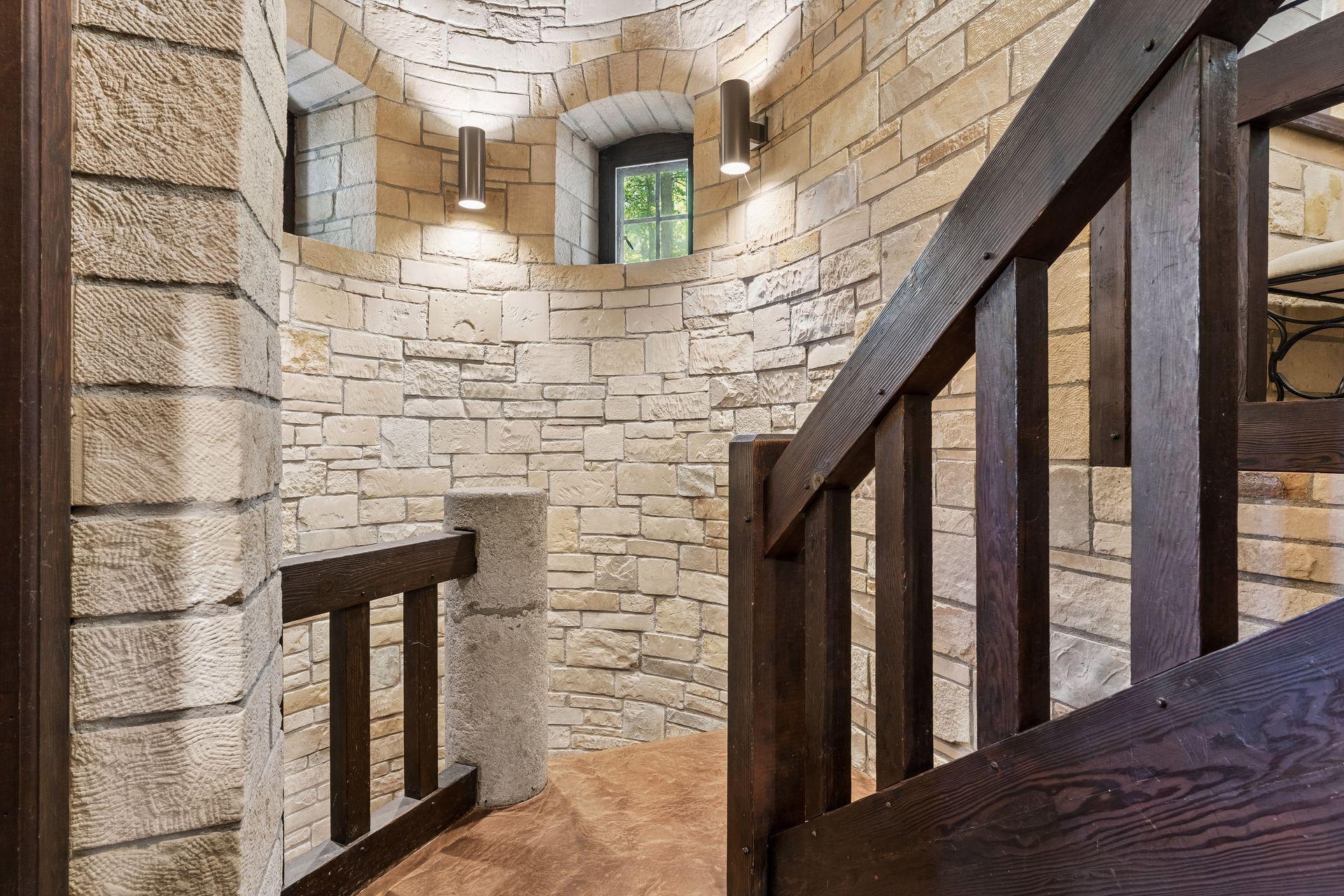 801 Pine Cone Trail