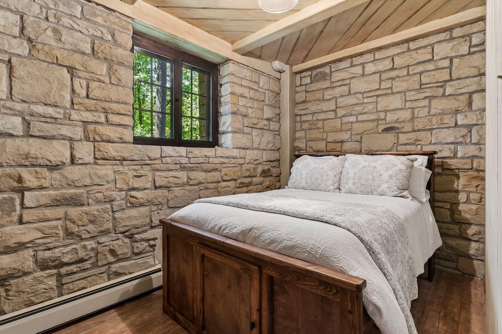 801 Pine Cone Trail