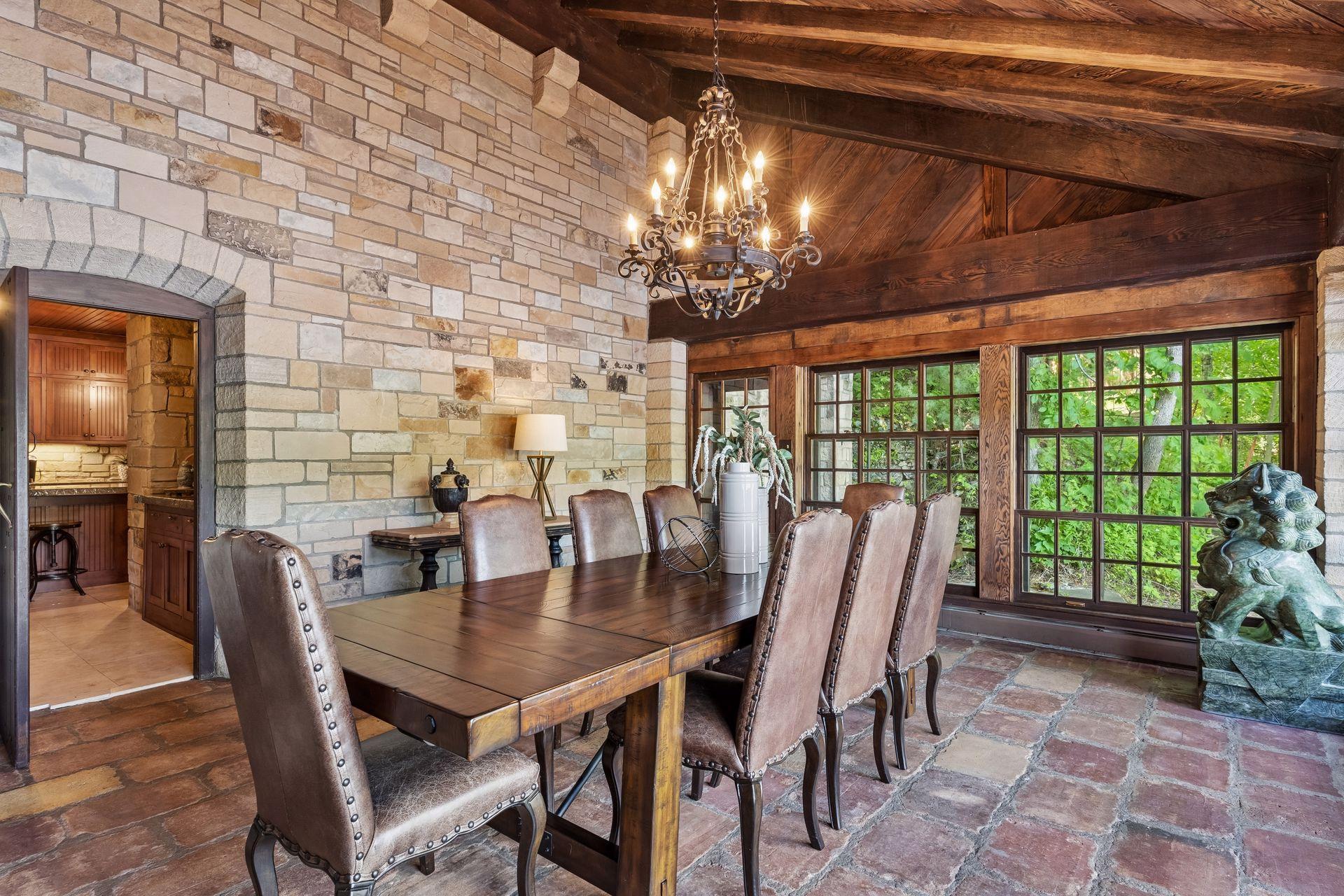 801 Pine Cone Trail