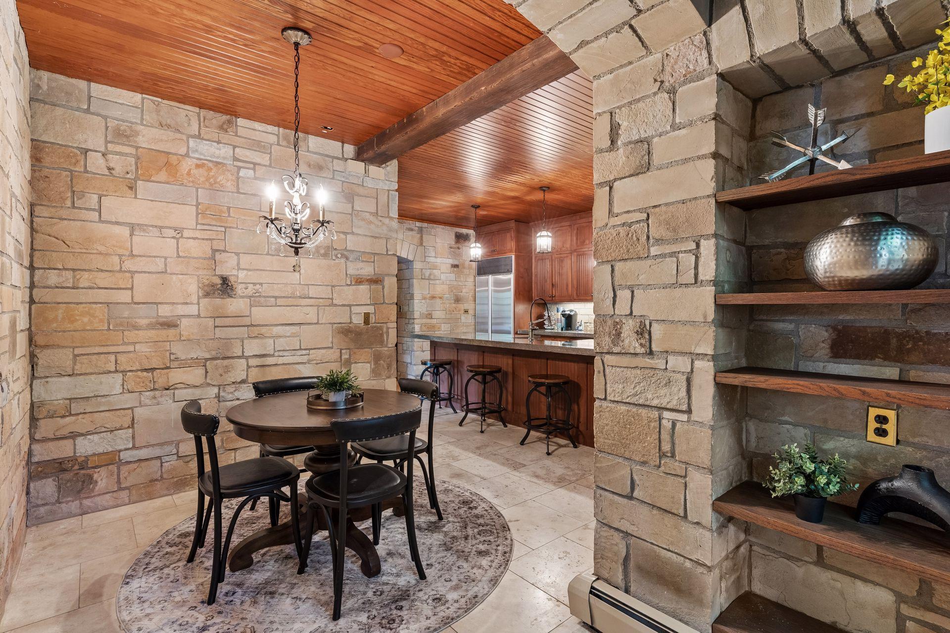 801 Pine Cone Trail