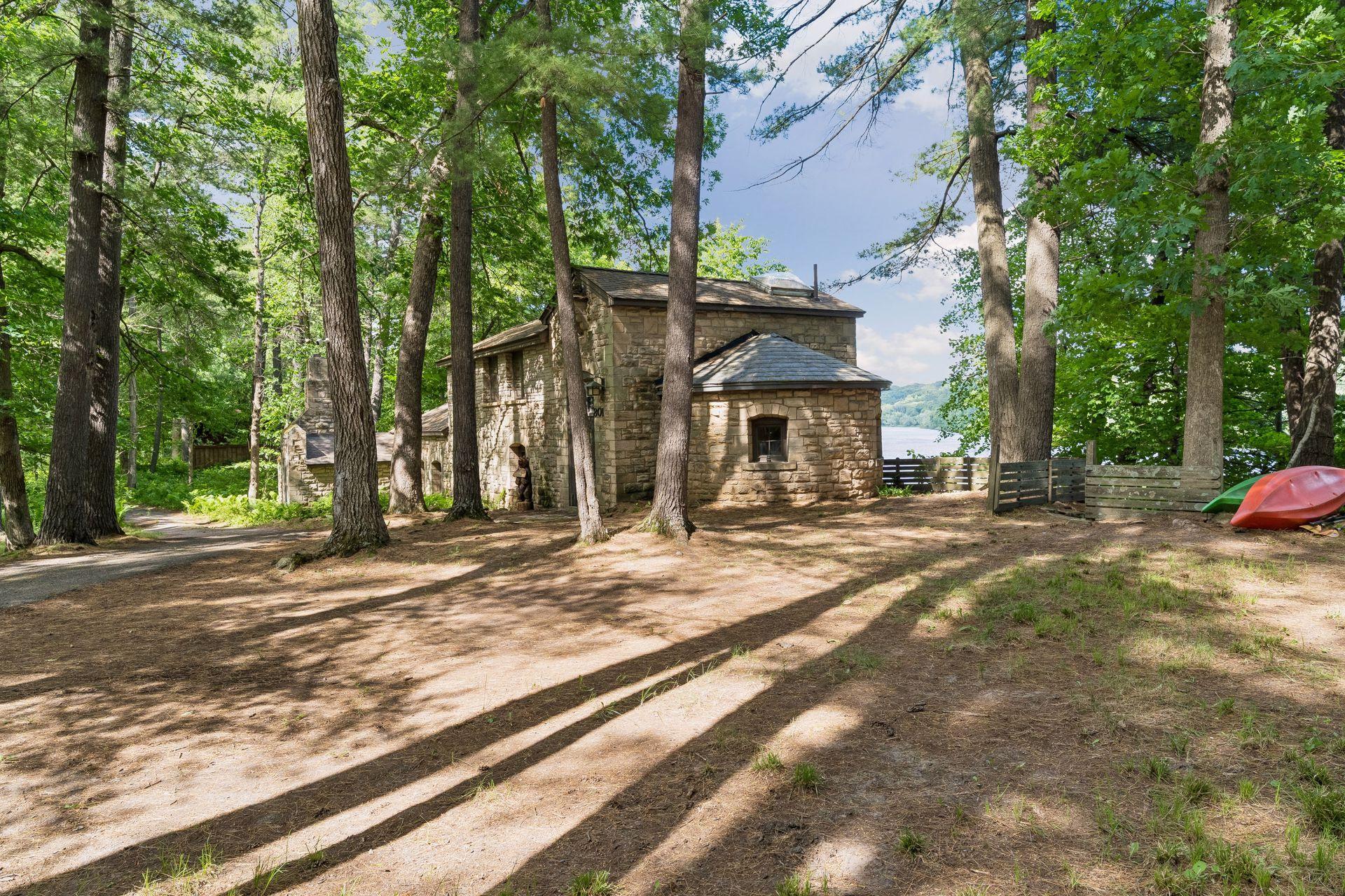 801 Pine Cone Trail