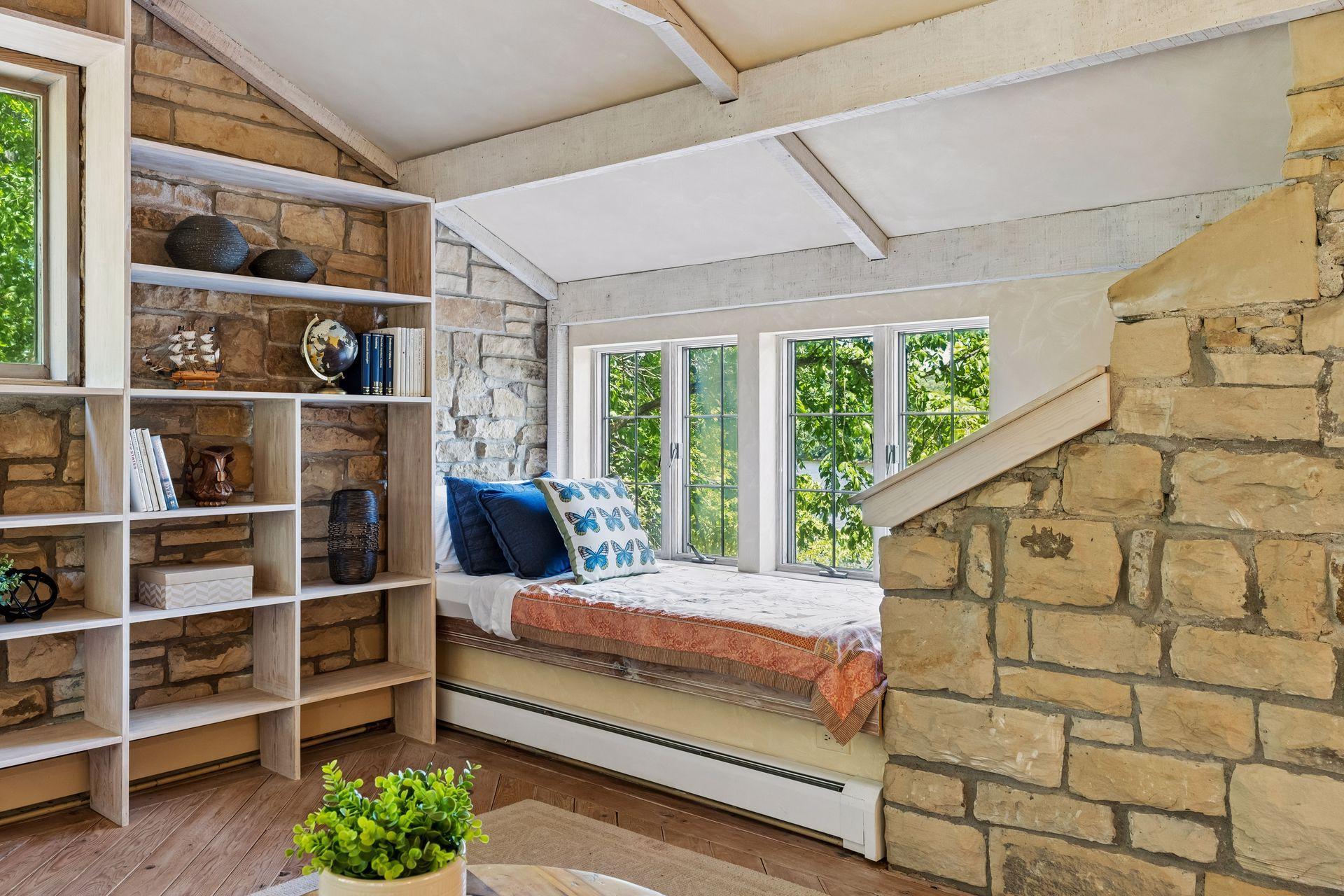 801 Pine Cone Trail