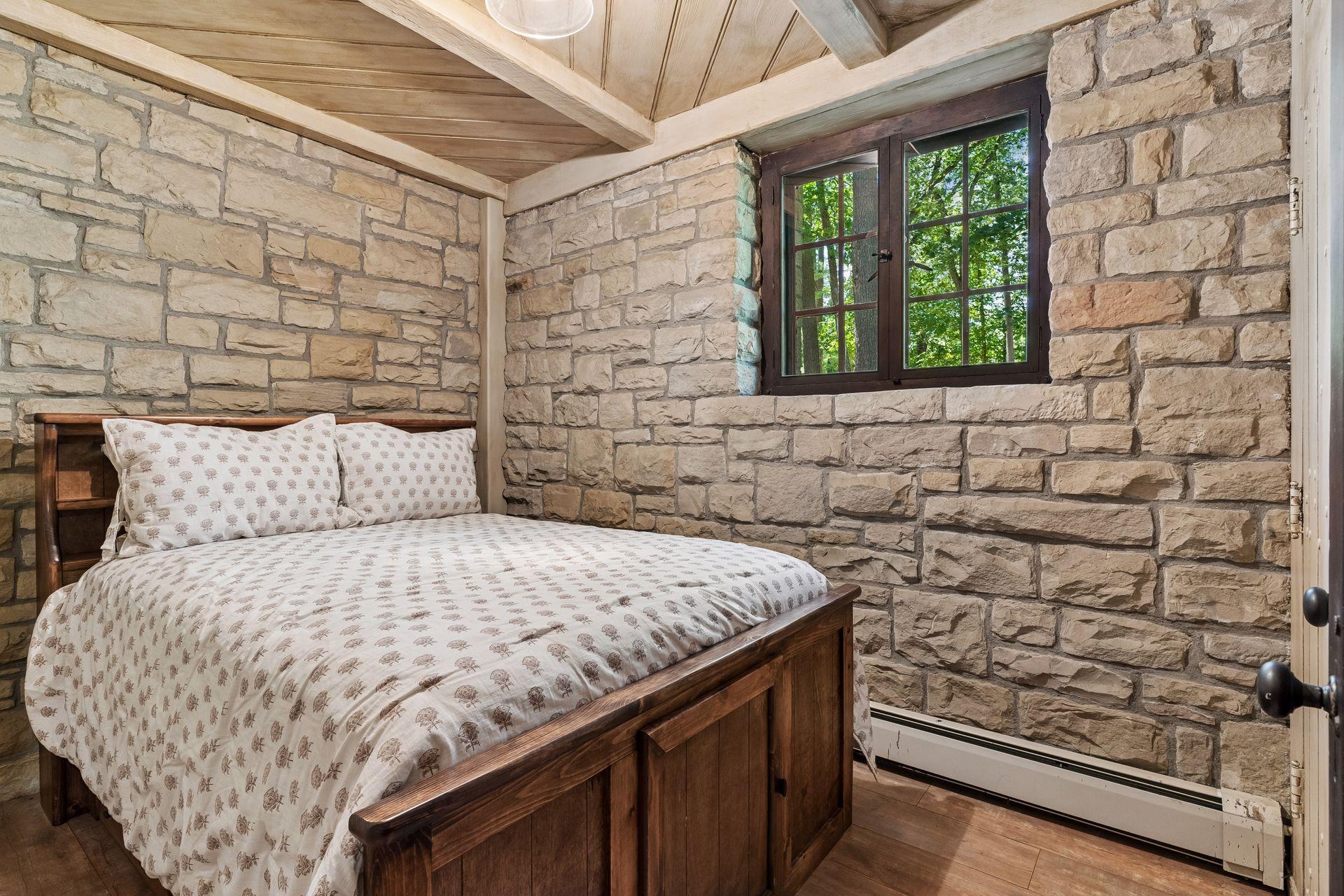 801 Pine Cone Trail
