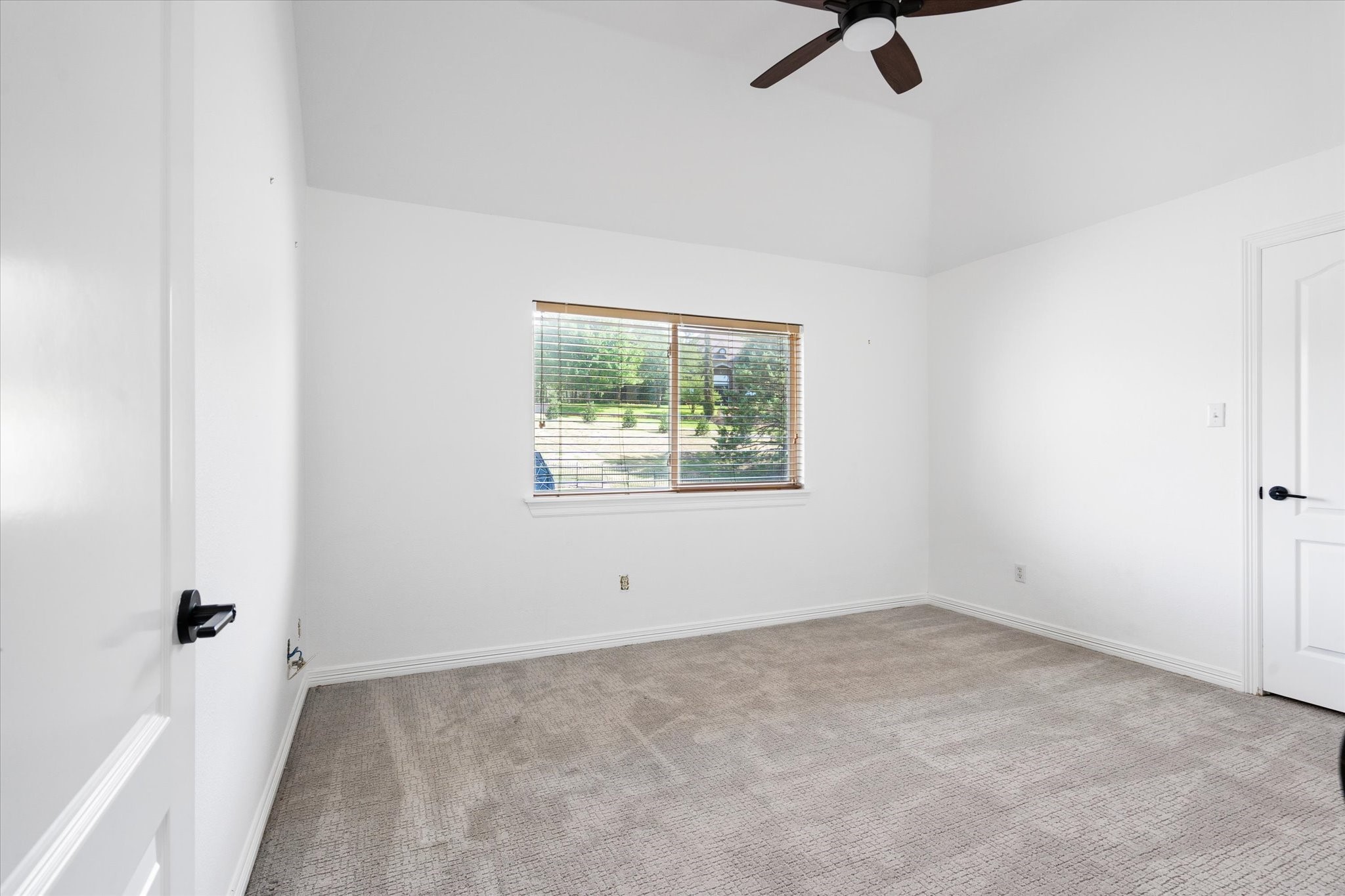 1555 Hunterglenn Drive