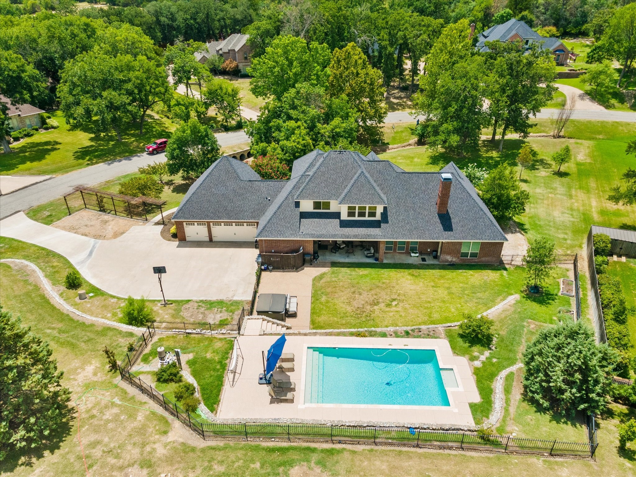 1555 Hunterglenn Drive