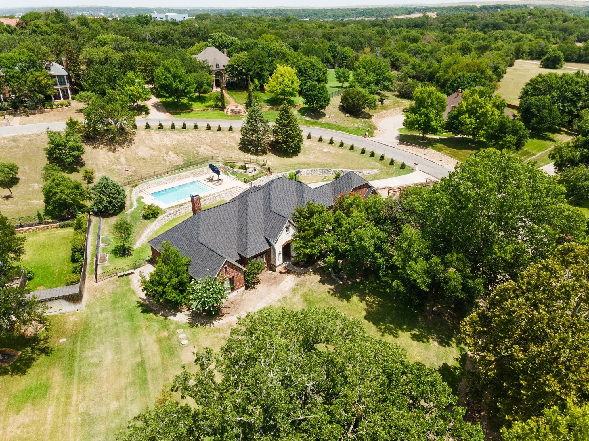 1555 Hunterglenn Drive