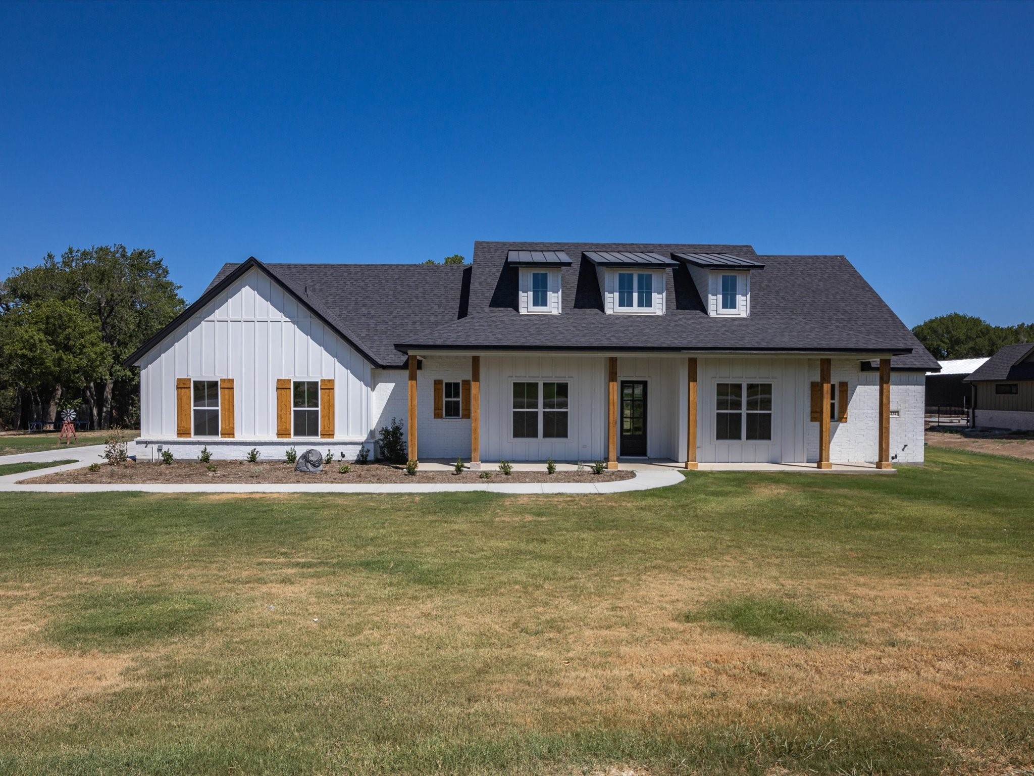 424 Creekside Court