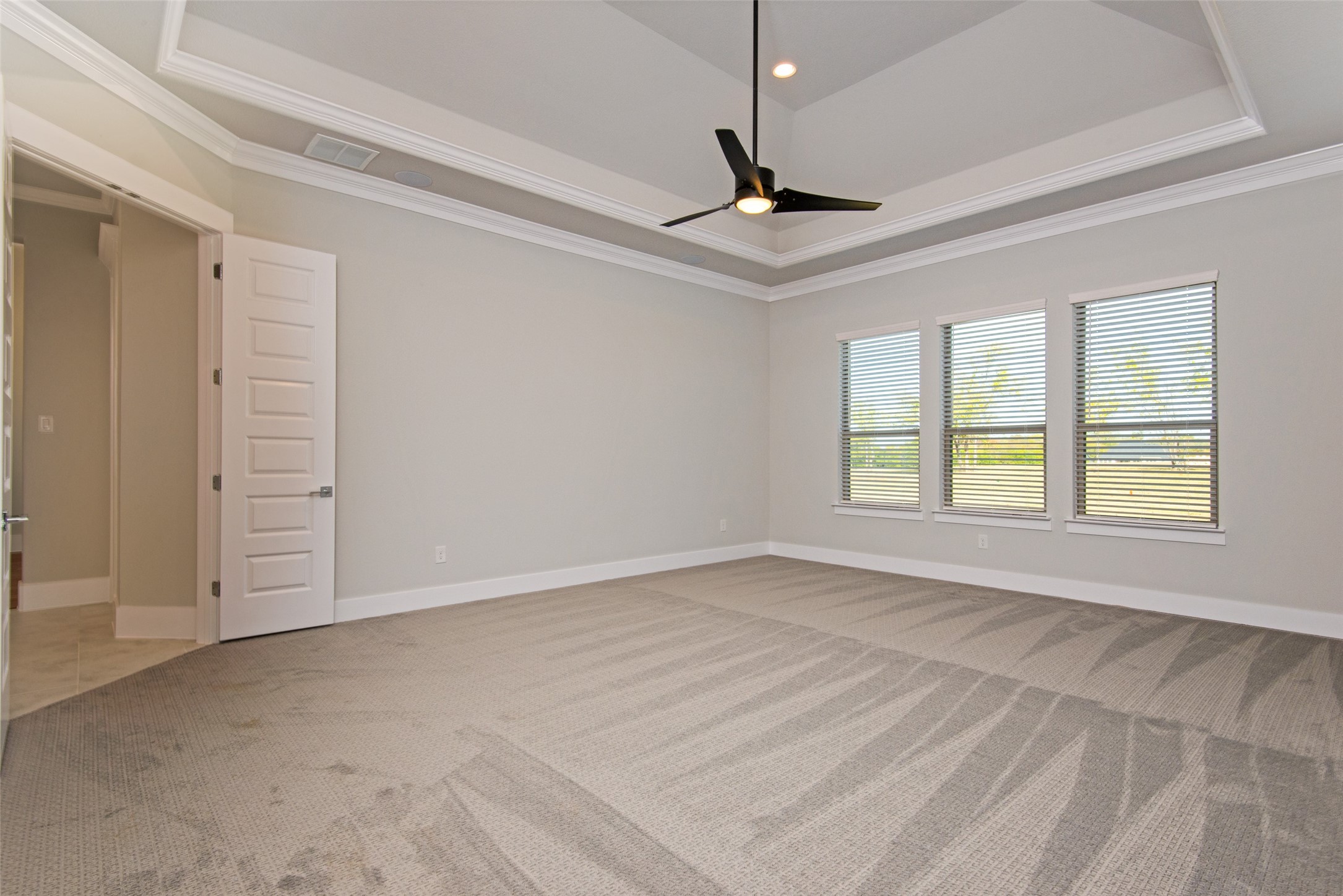 1008 Lake Prairie Trail