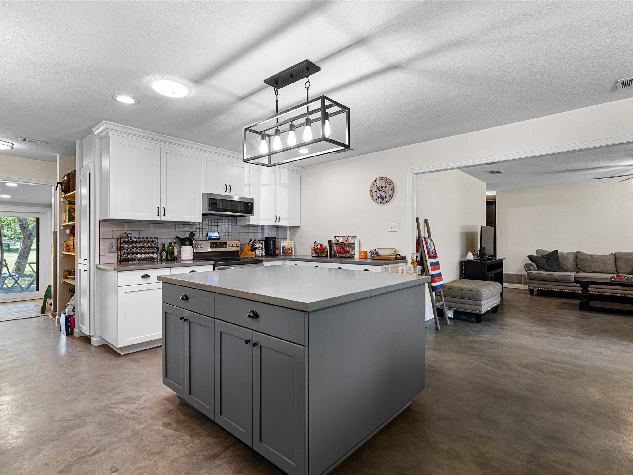 2809 County Road 805b