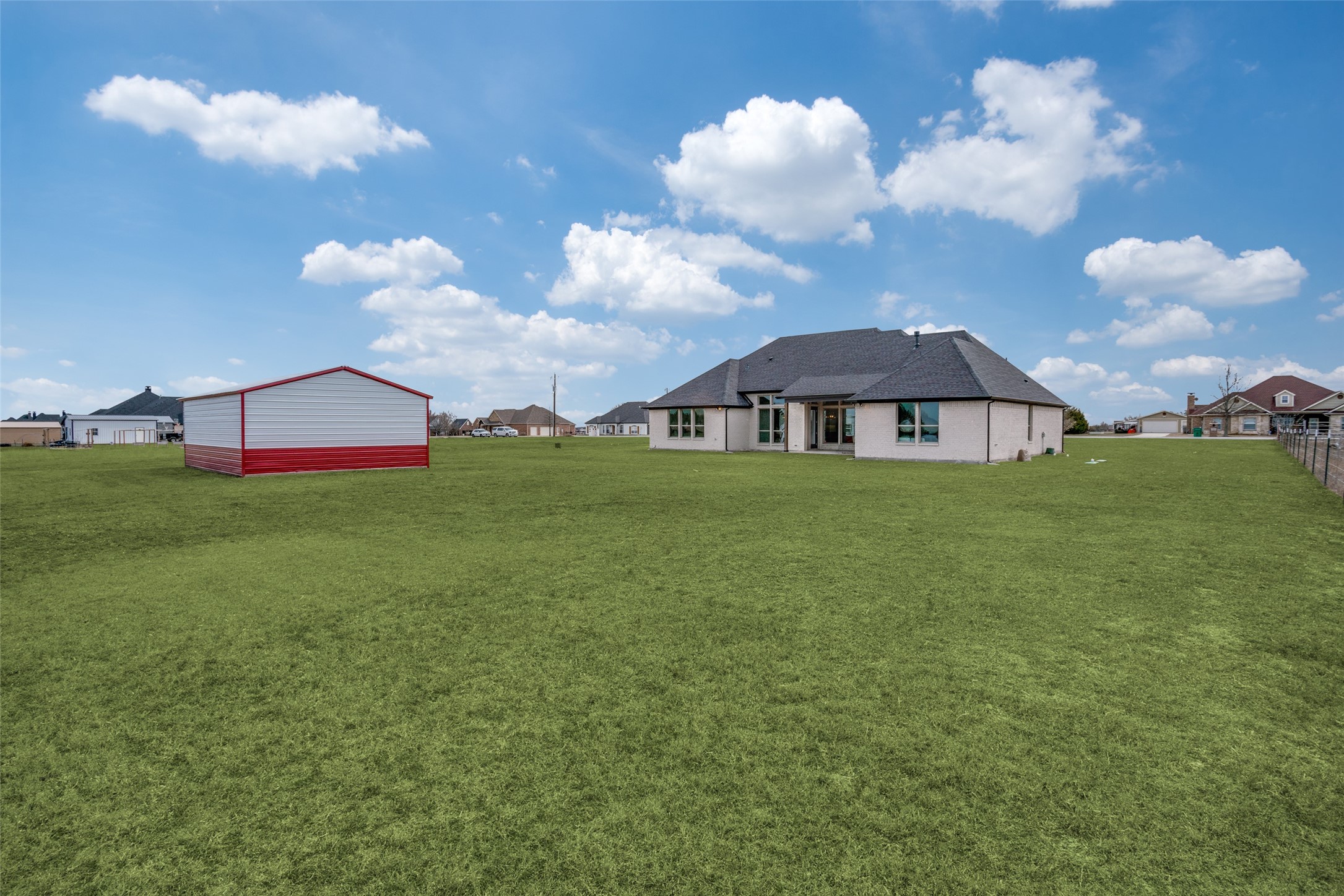 1012 Lake Prarie Trail