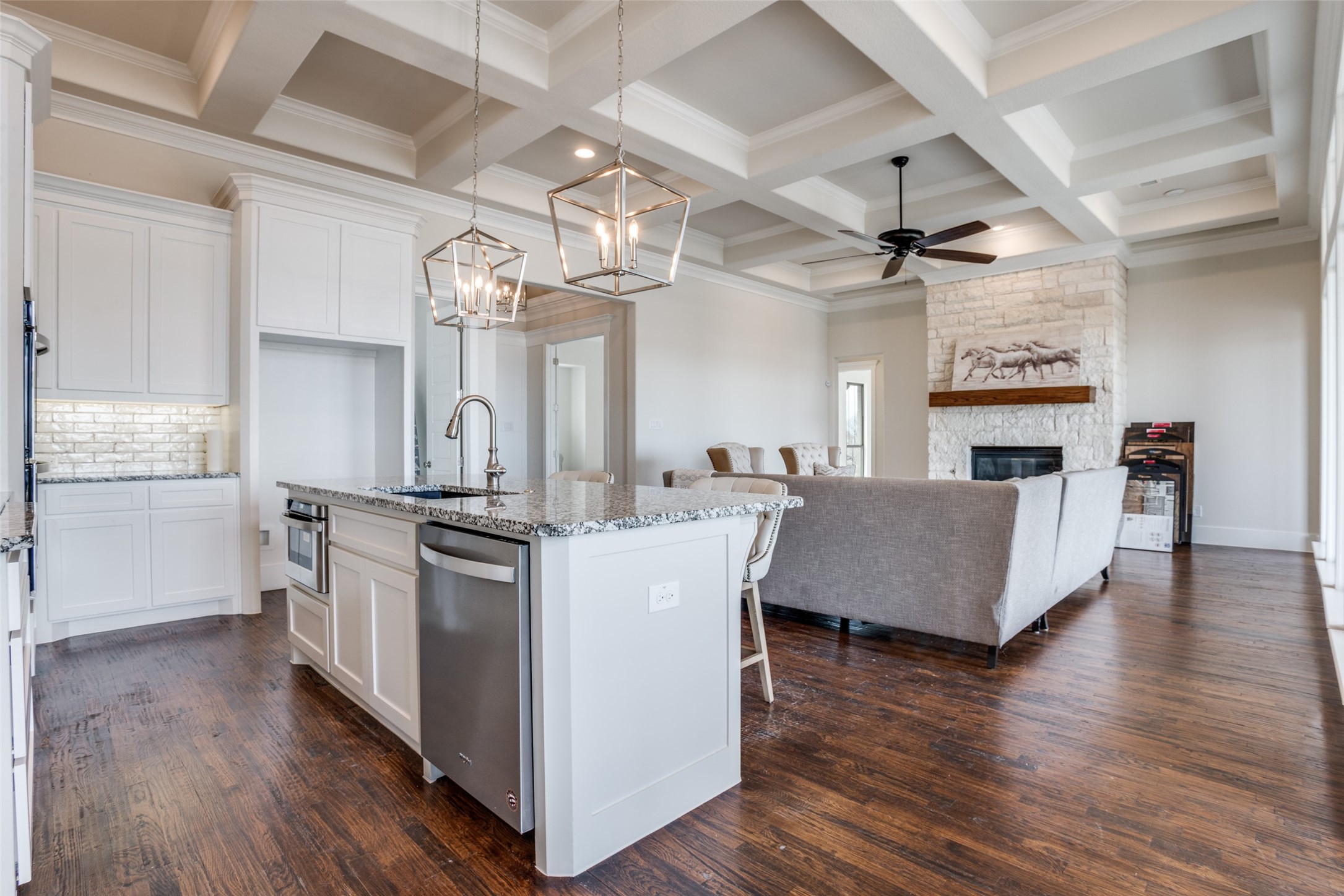 1012 Lake Prarie Trail