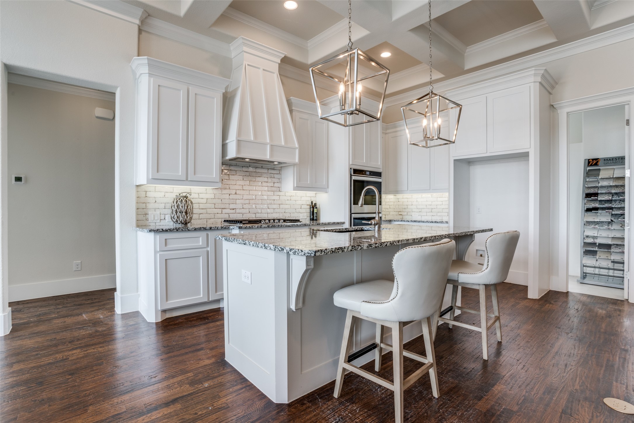 1012 Lake Prarie Trail