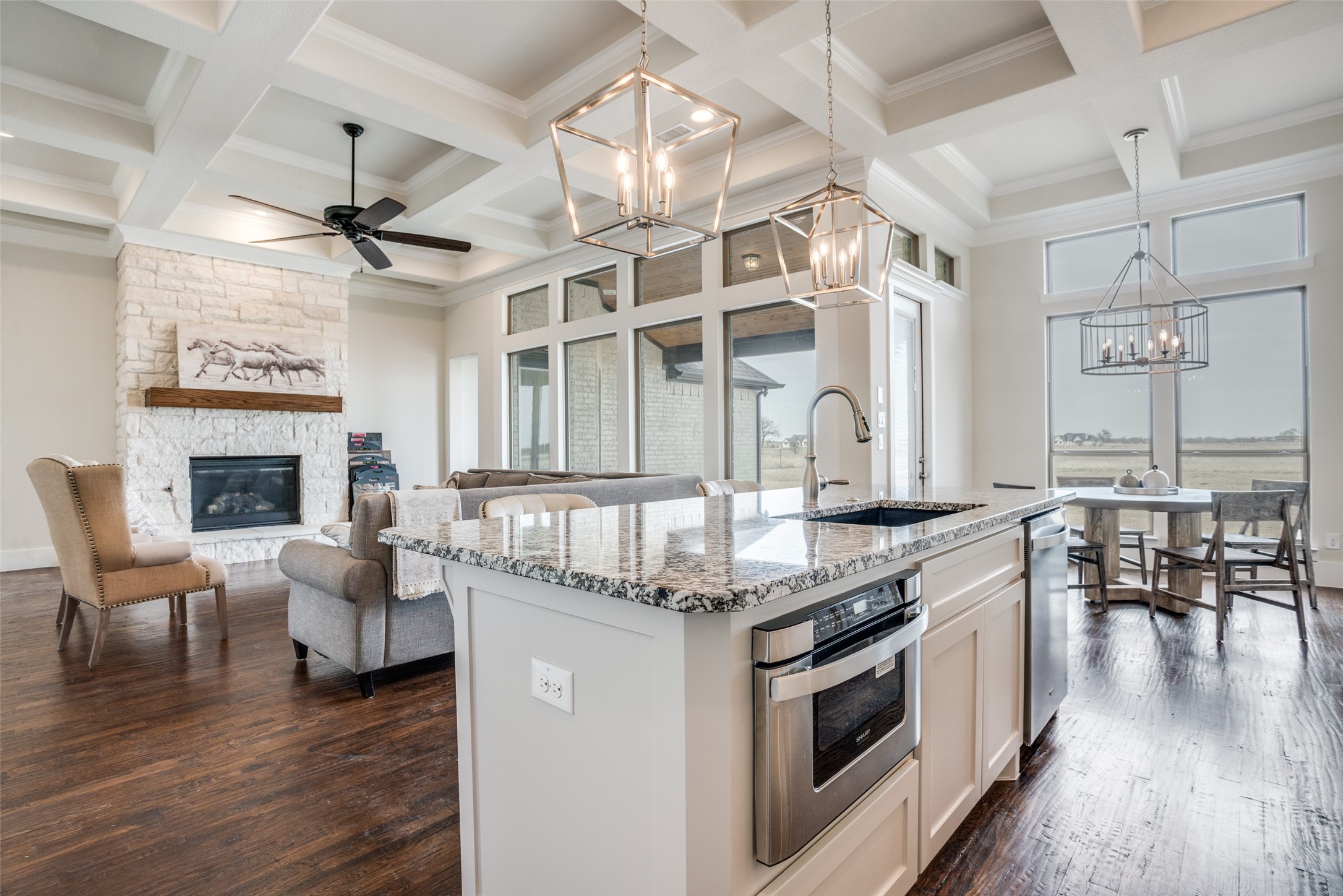 1012 Lake Prarie Trail