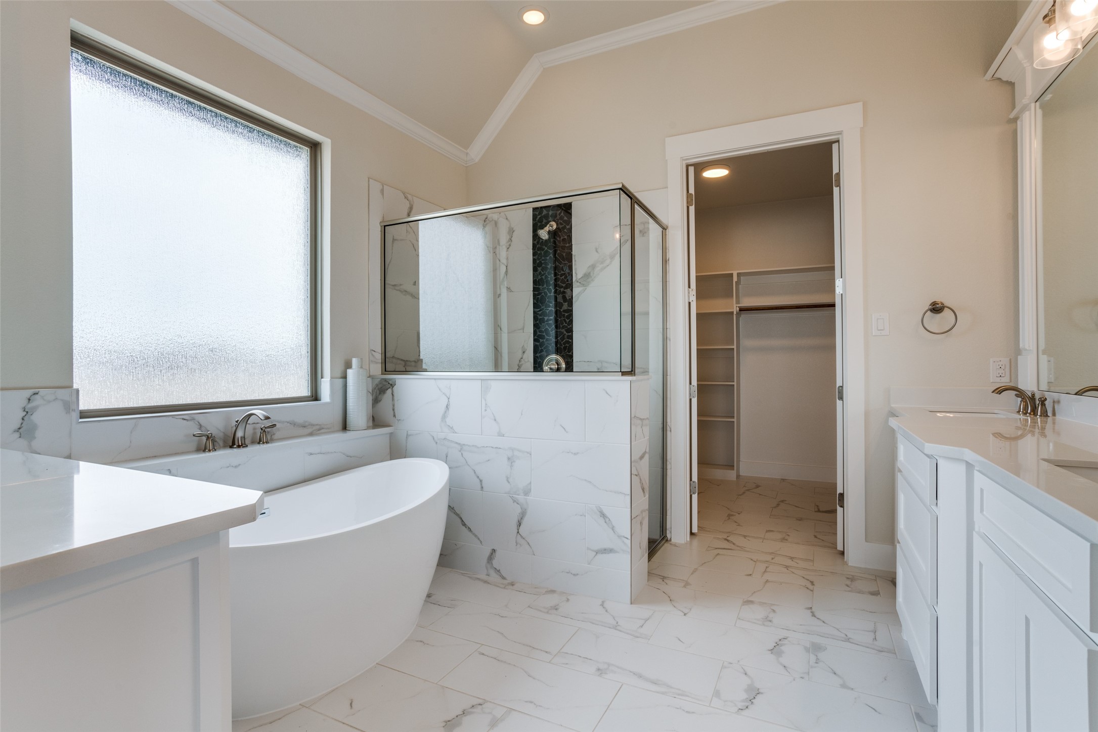 1012 Lake Prarie Trail