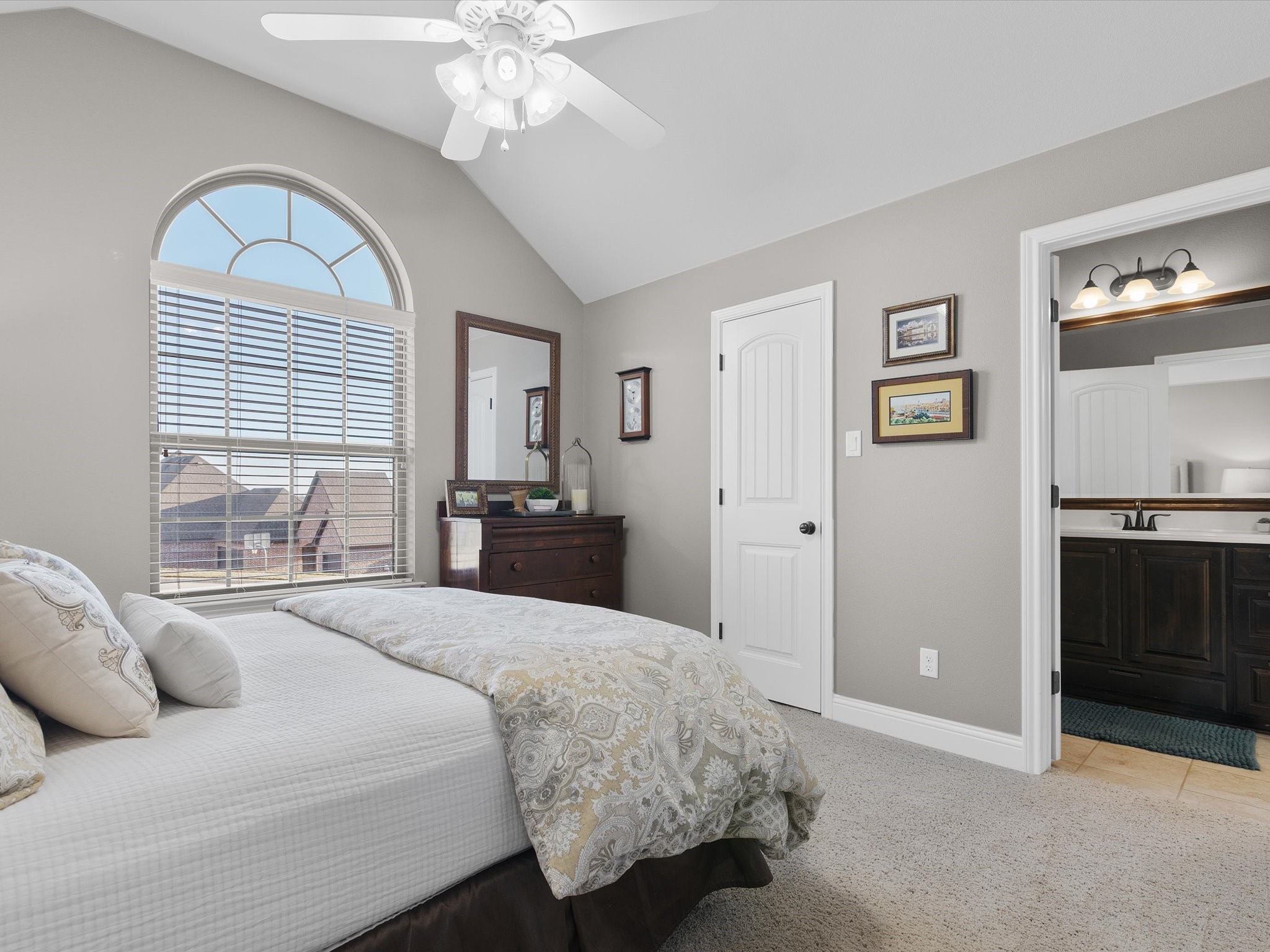8212 Indian Hills Court