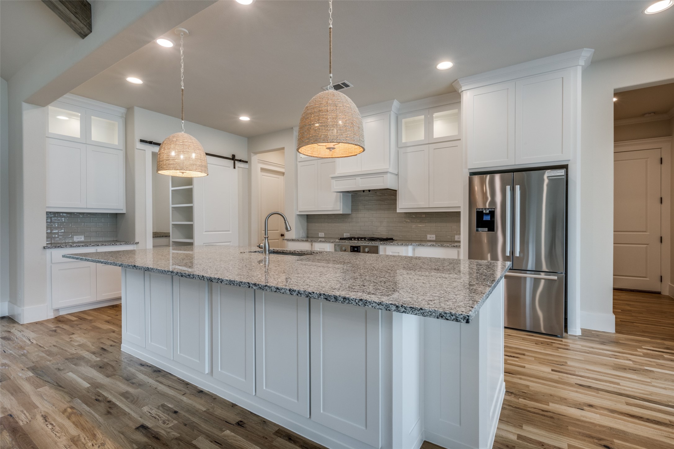 1004 Lake Prairie Trail