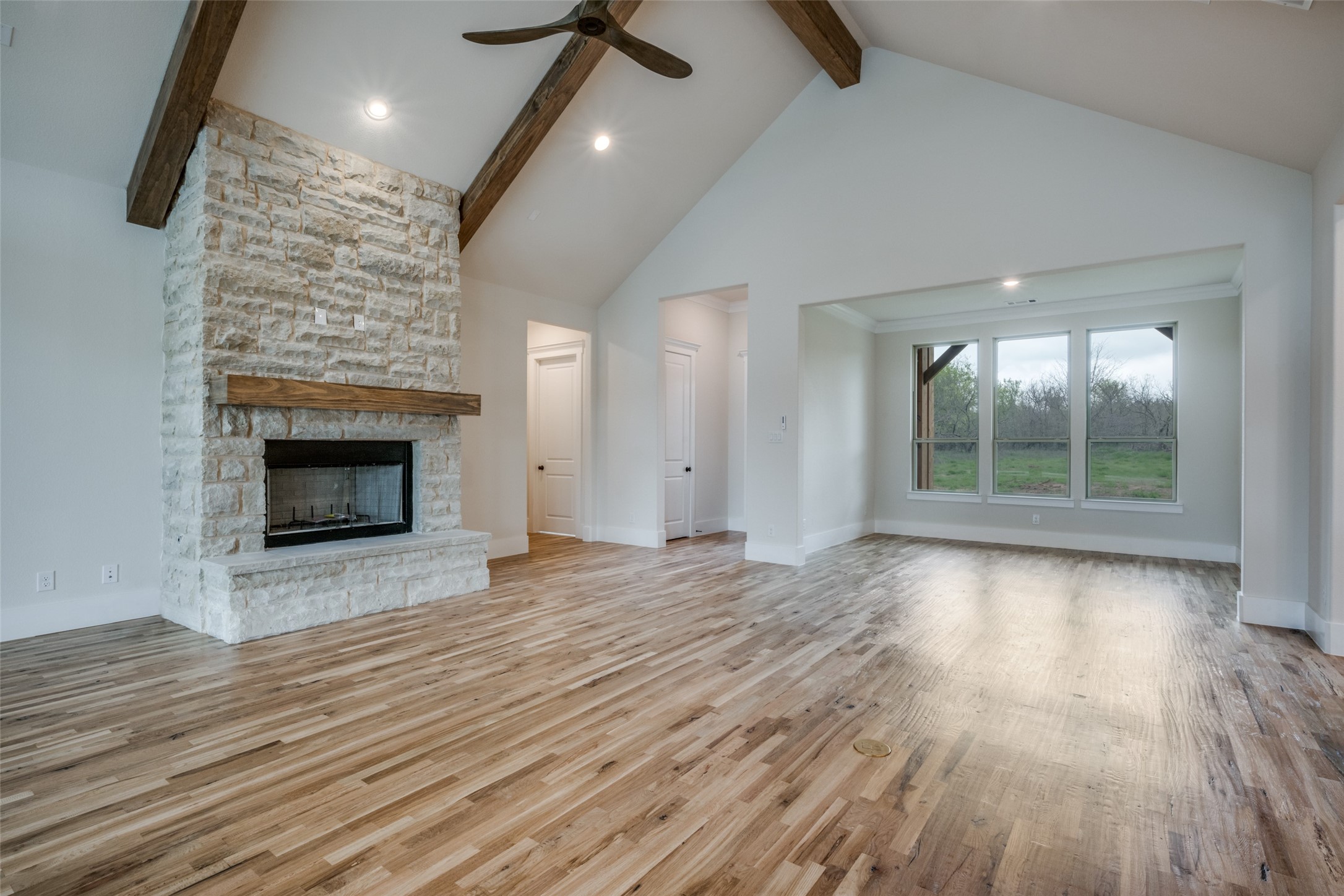 1004 Lake Prairie Trail