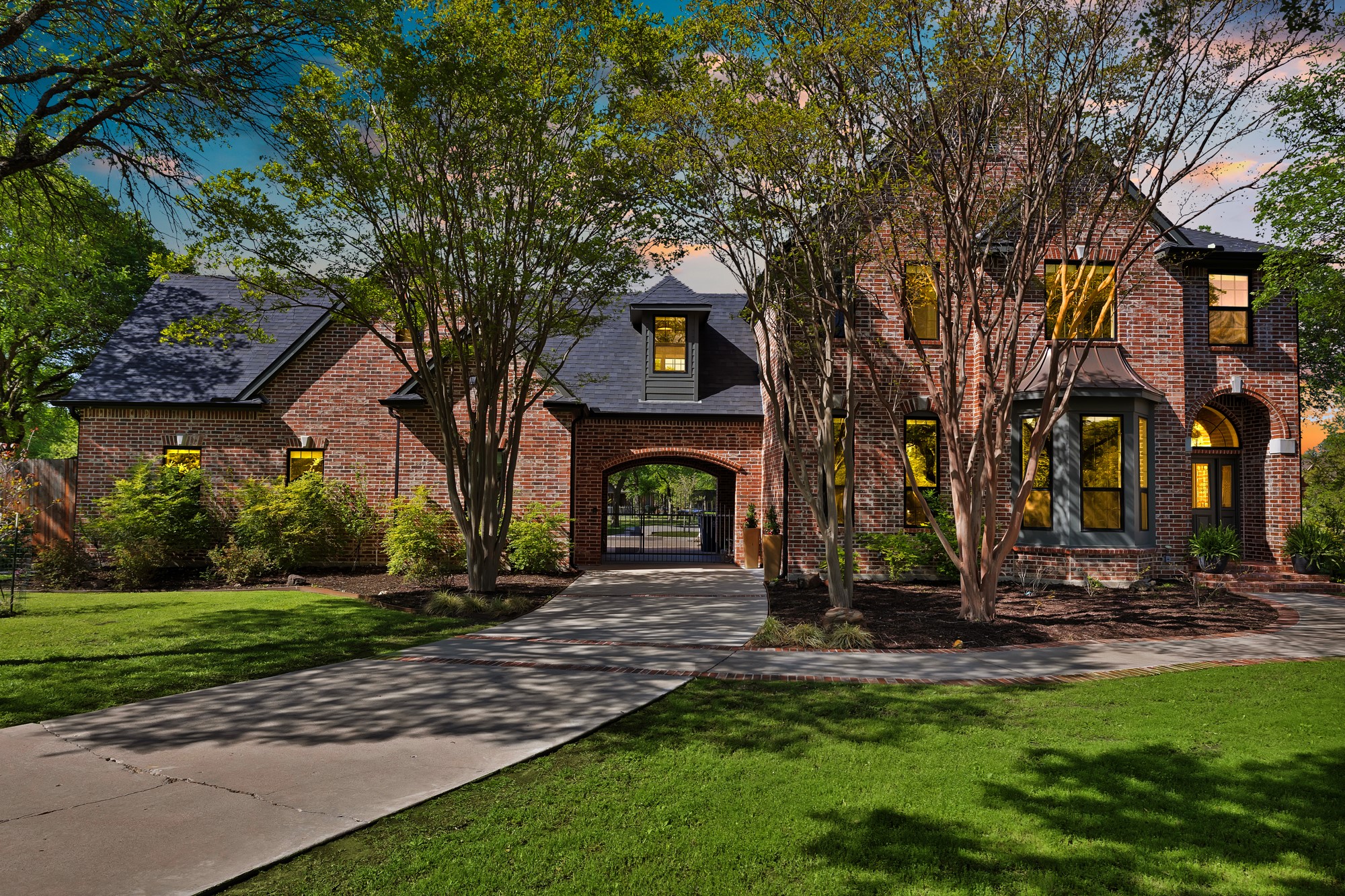 1737 McDavid Court
