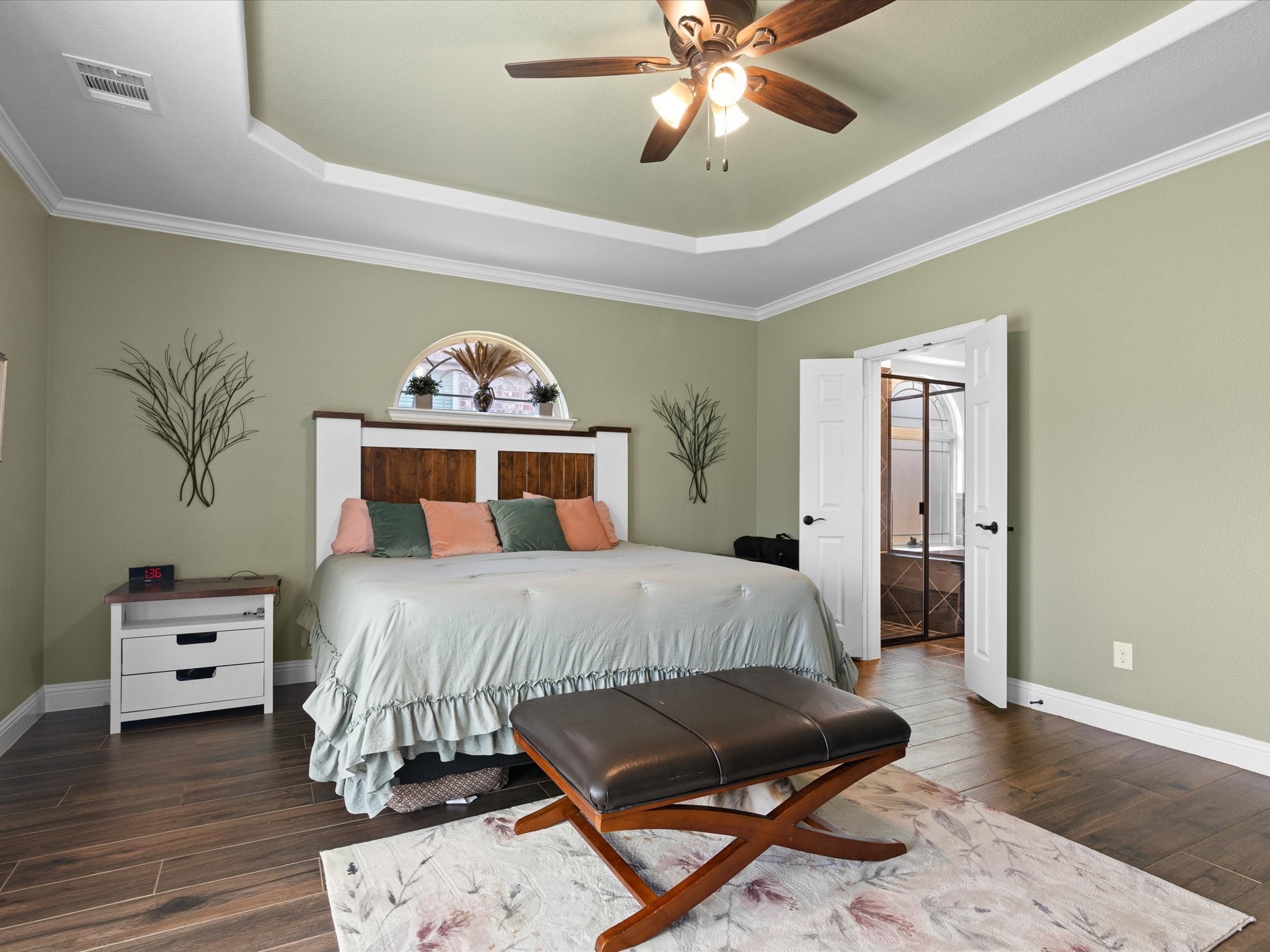 5205 Lake Konawa Drive