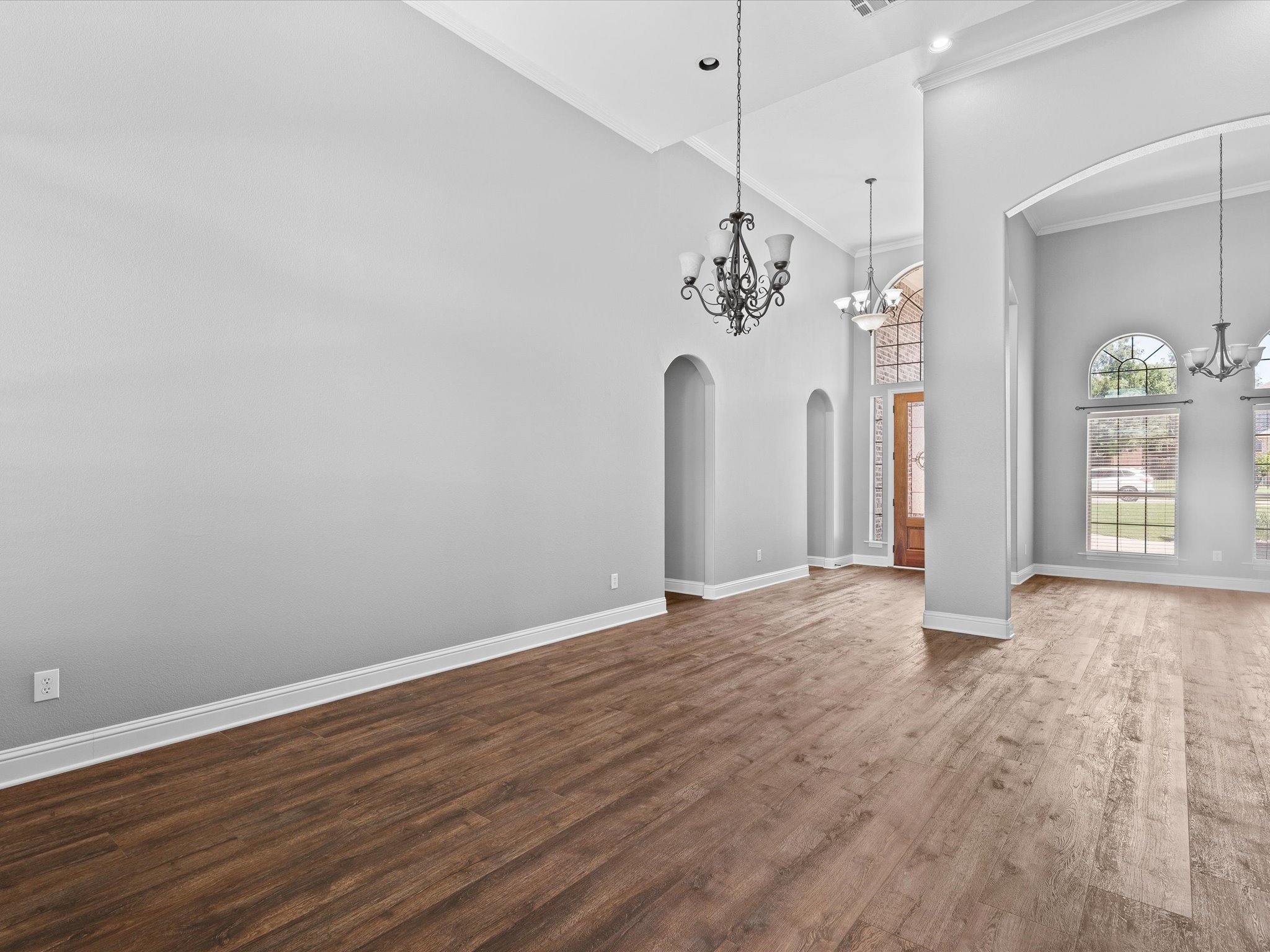 1105 Crown Valley Drive