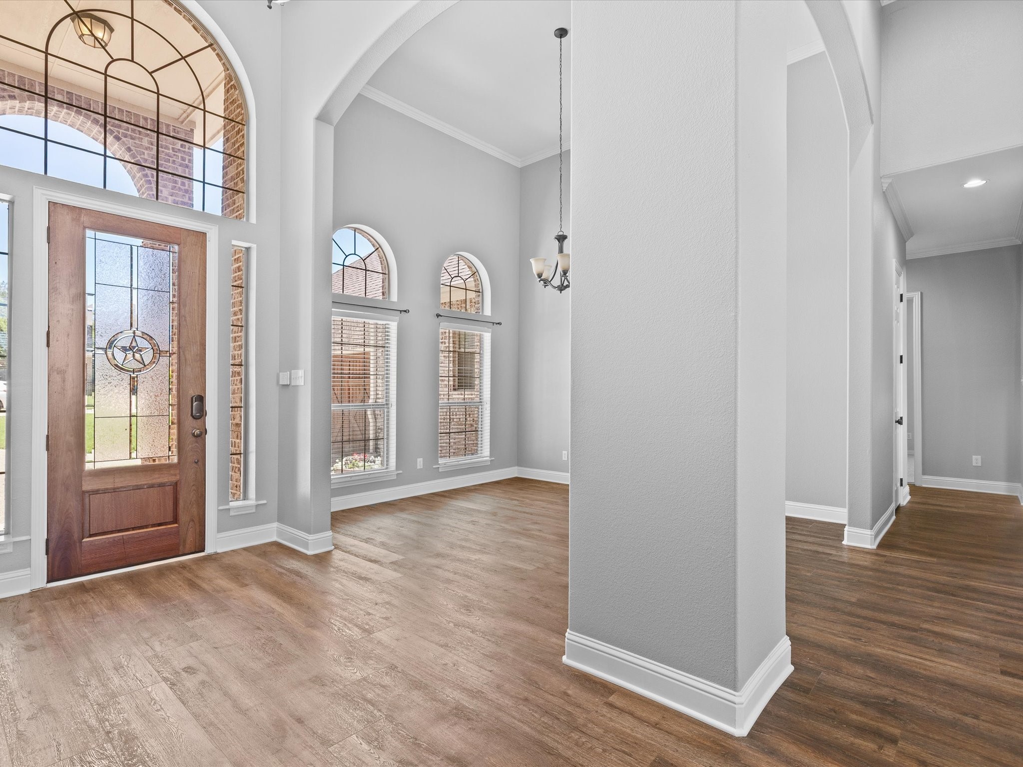1105 Crown Valley Drive