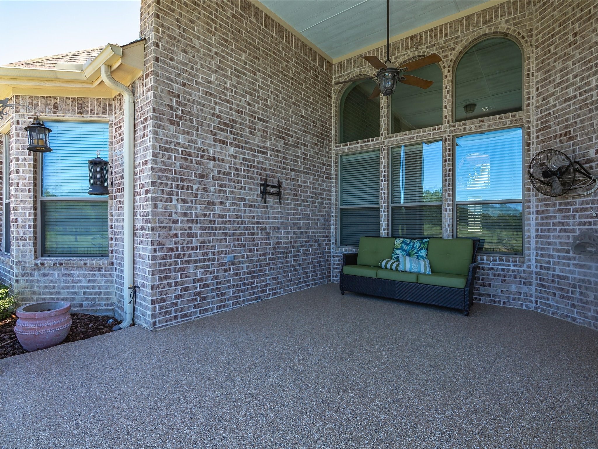 1105 Crown Valley Drive