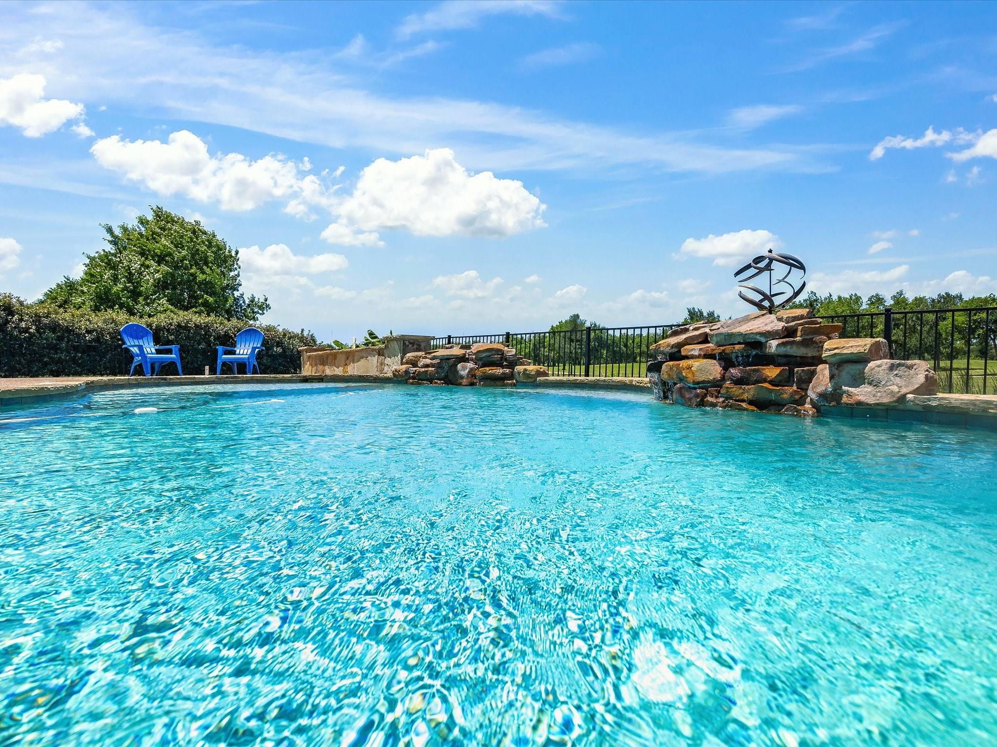 1105 Crown Valley Drive