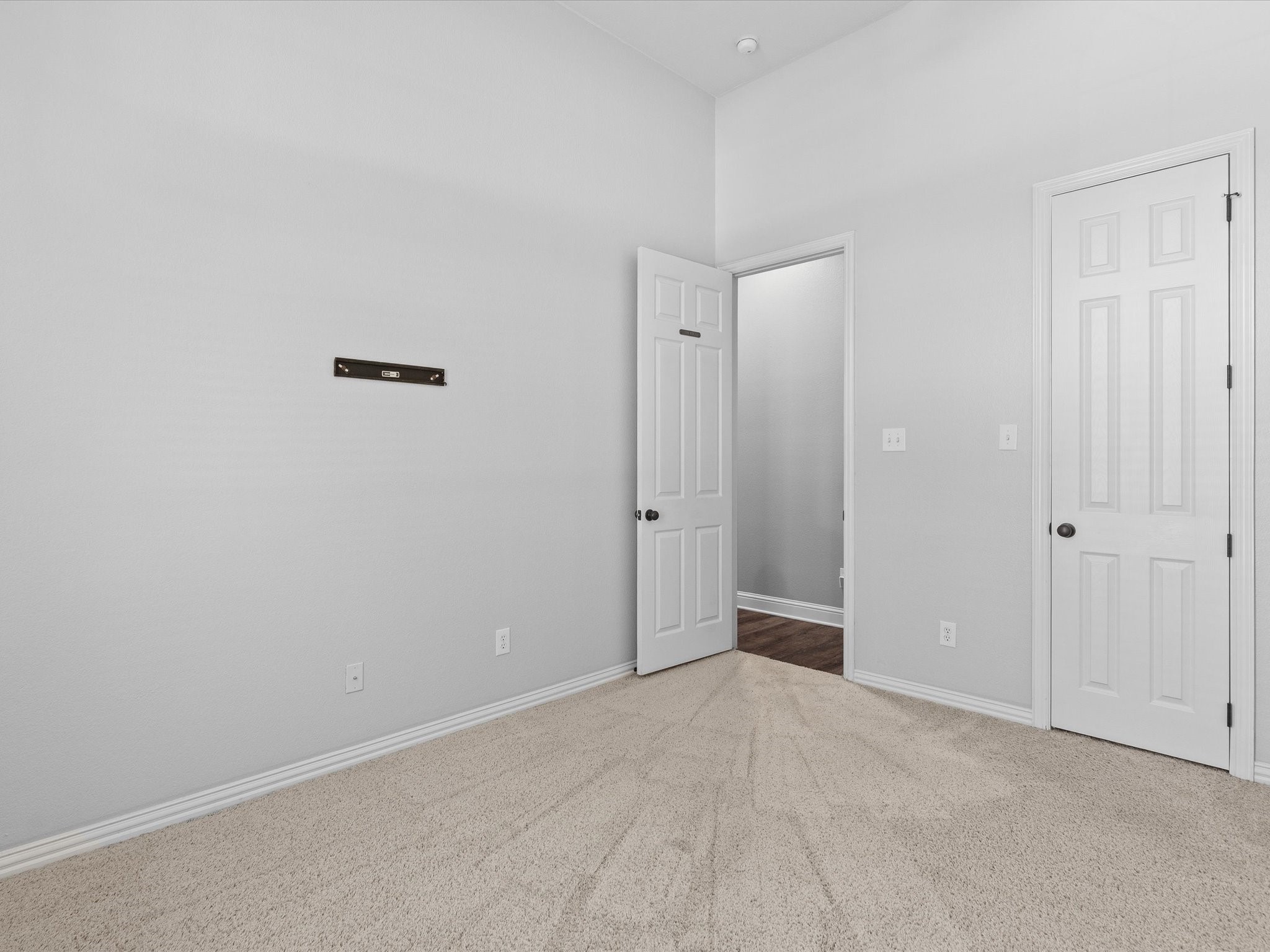 1105 Crown Valley Drive