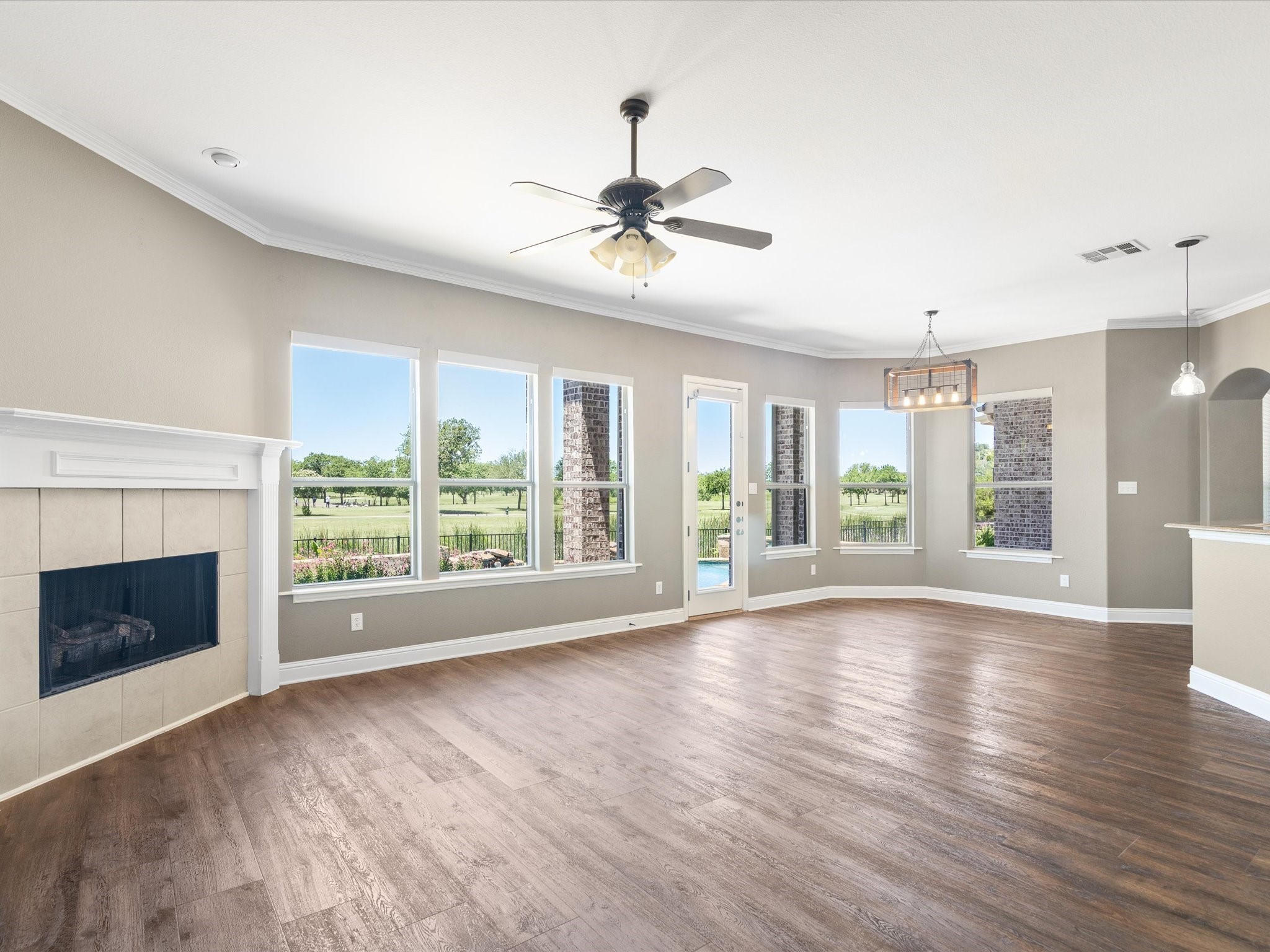 1105 Crown Valley Drive
