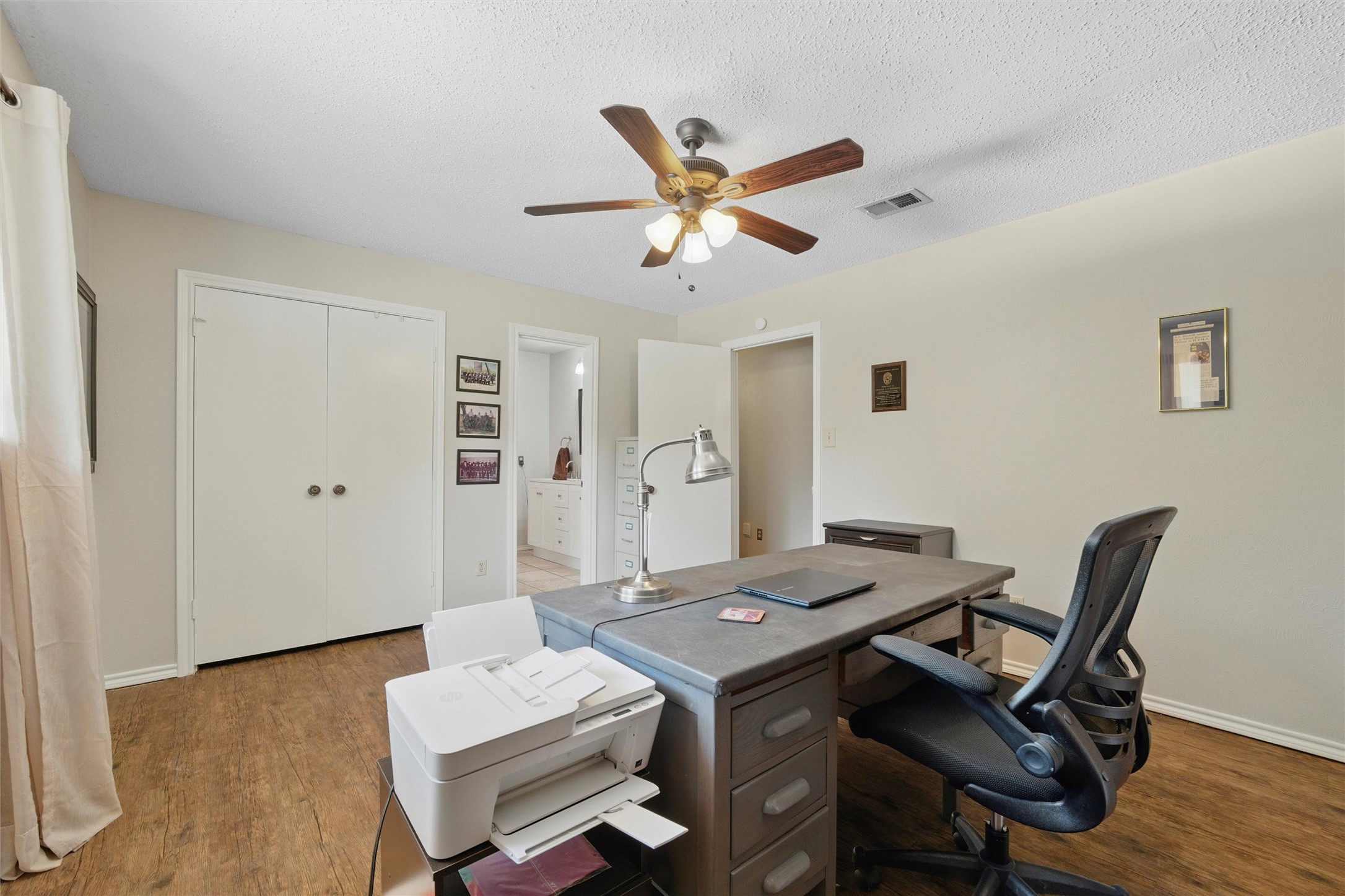 2052 Trailwood Drive W