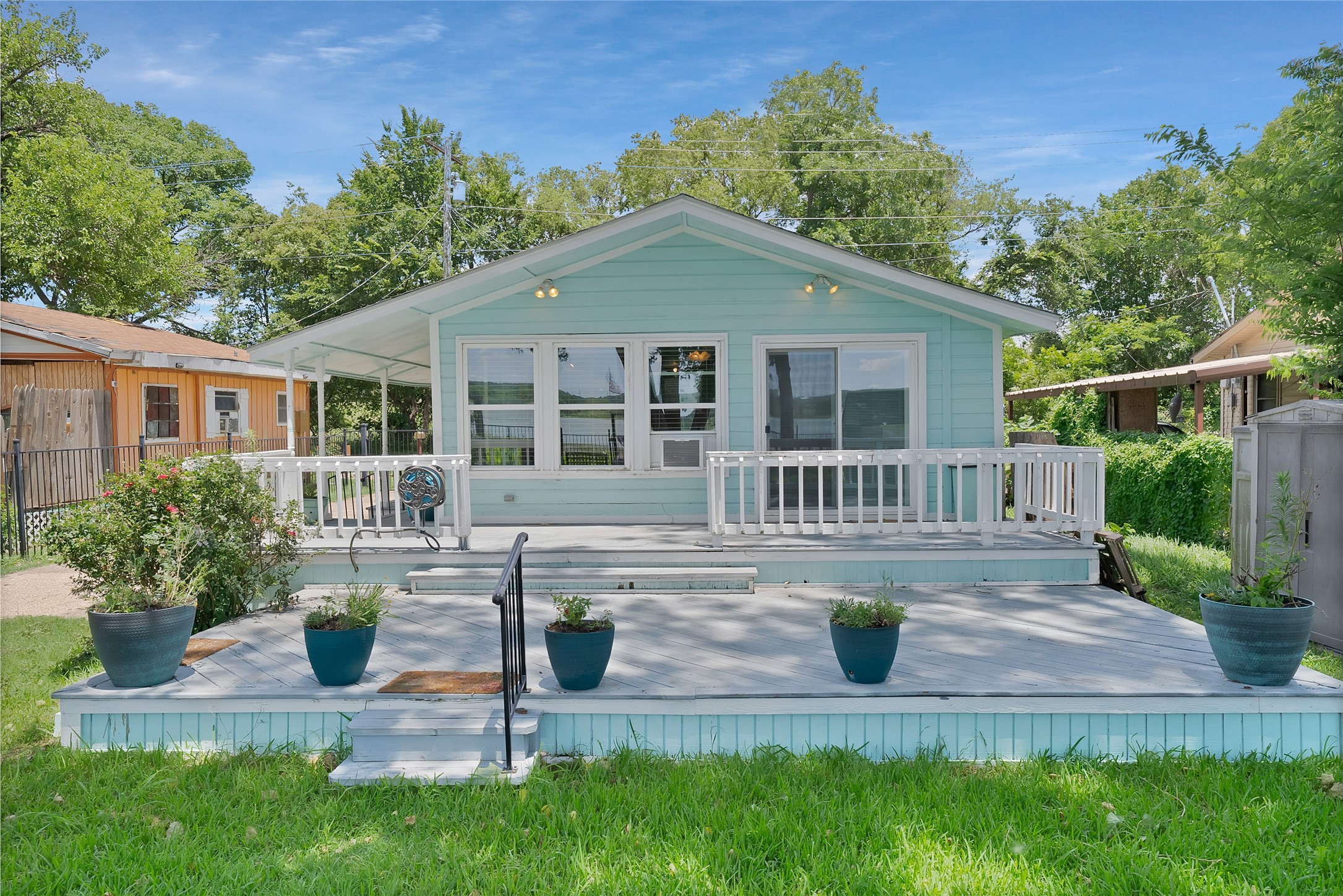 2425 E Lake Drive