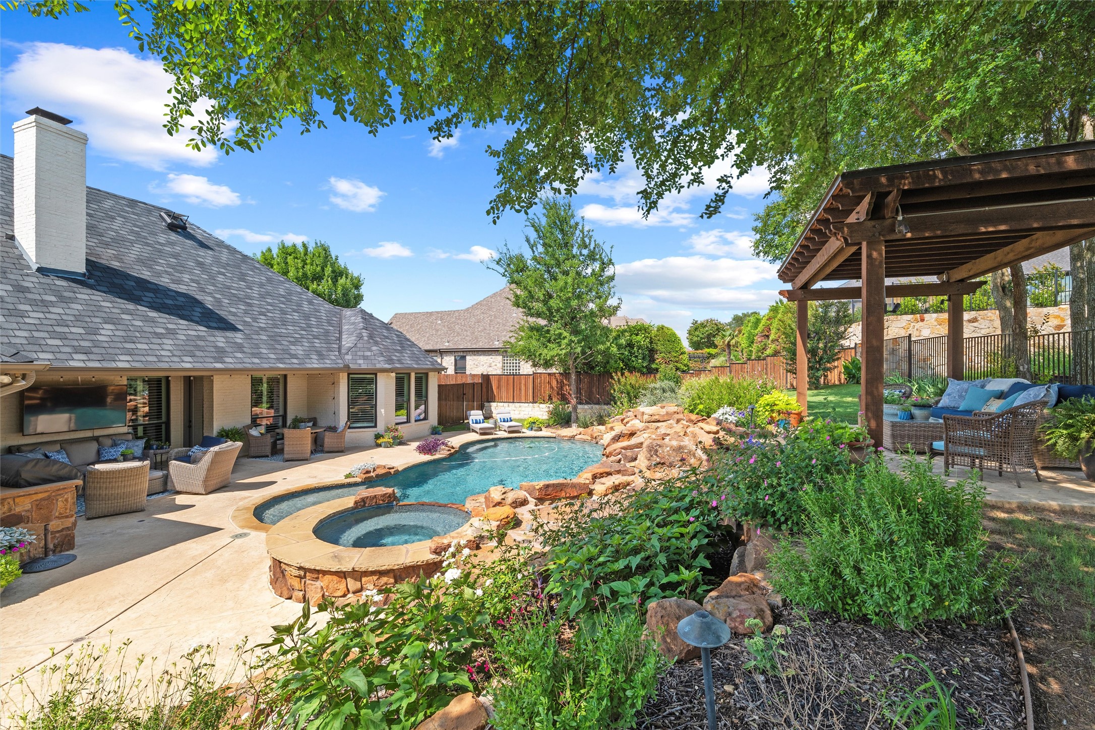 10829 Hawkins Home Boulevard