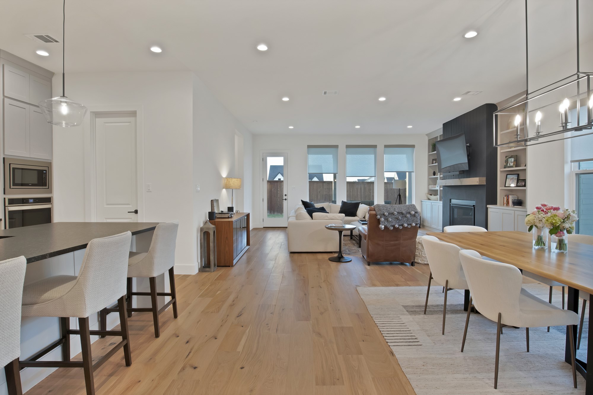 263 Observation Drive N