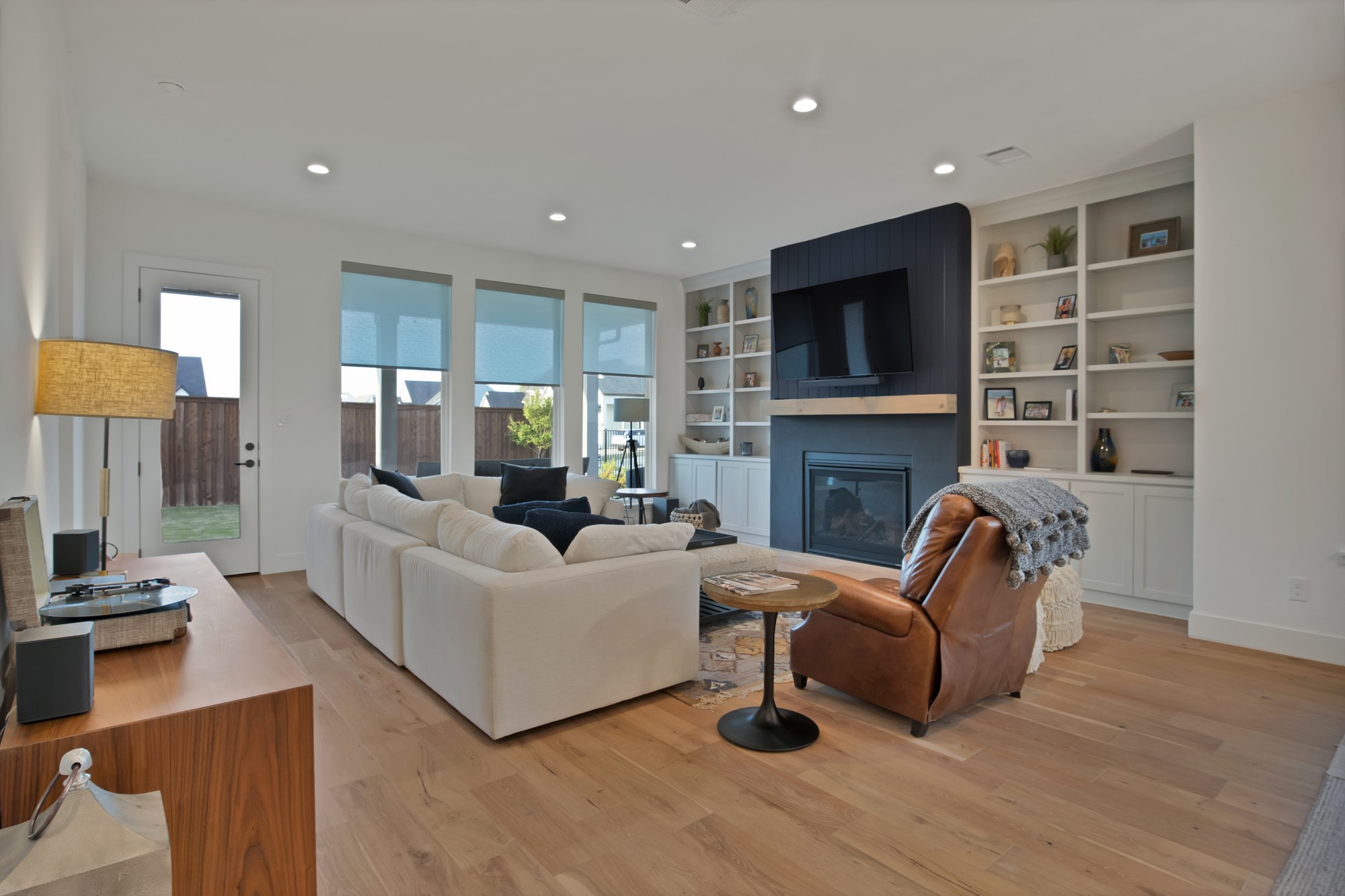 263 Observation Drive N