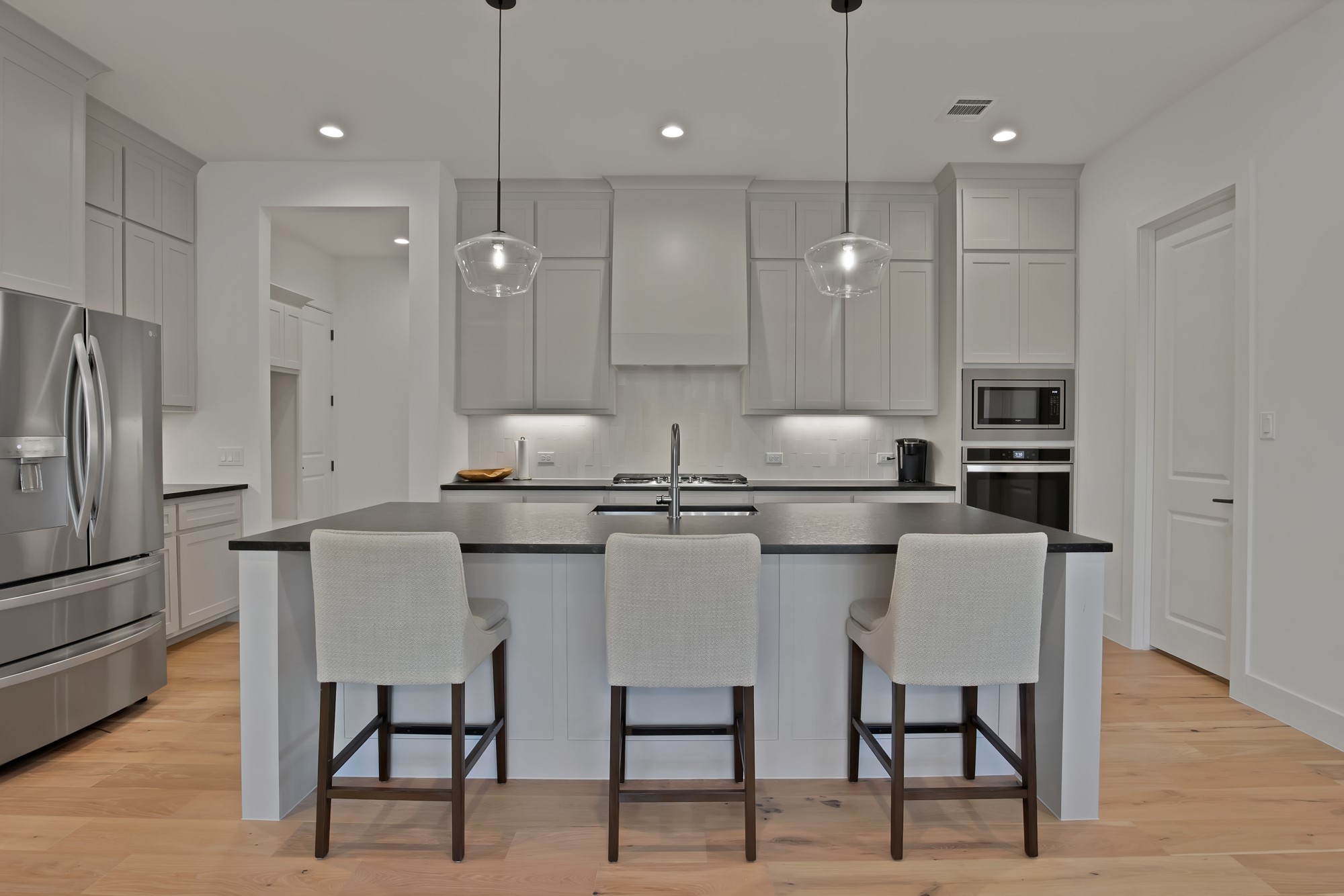 263 Observation Drive N