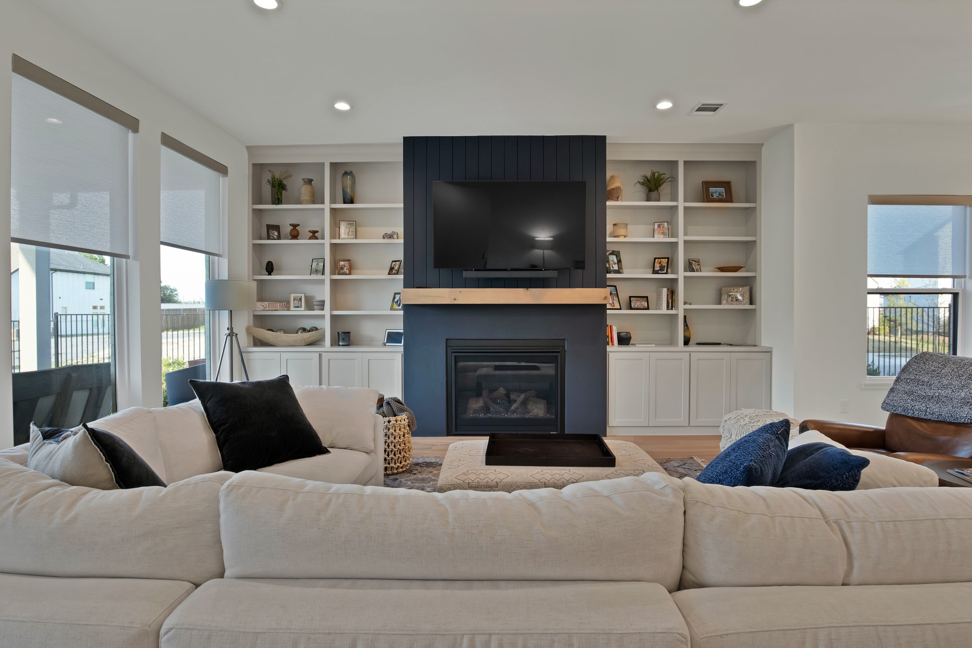 263 Observation Drive N