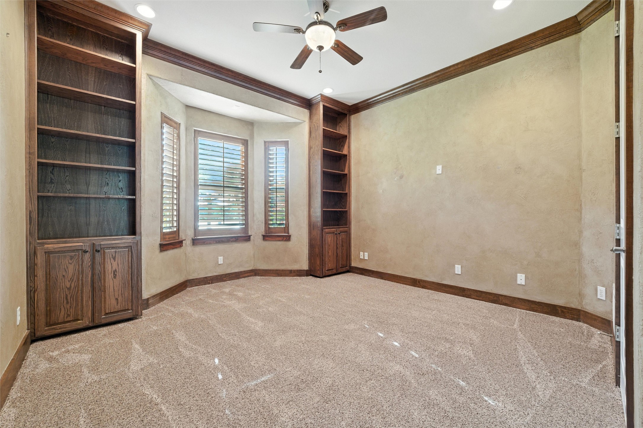 104 Bridle Wood Court