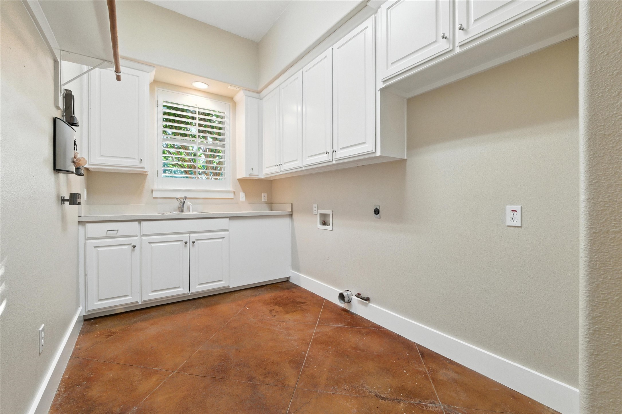 104 Bridle Wood Court