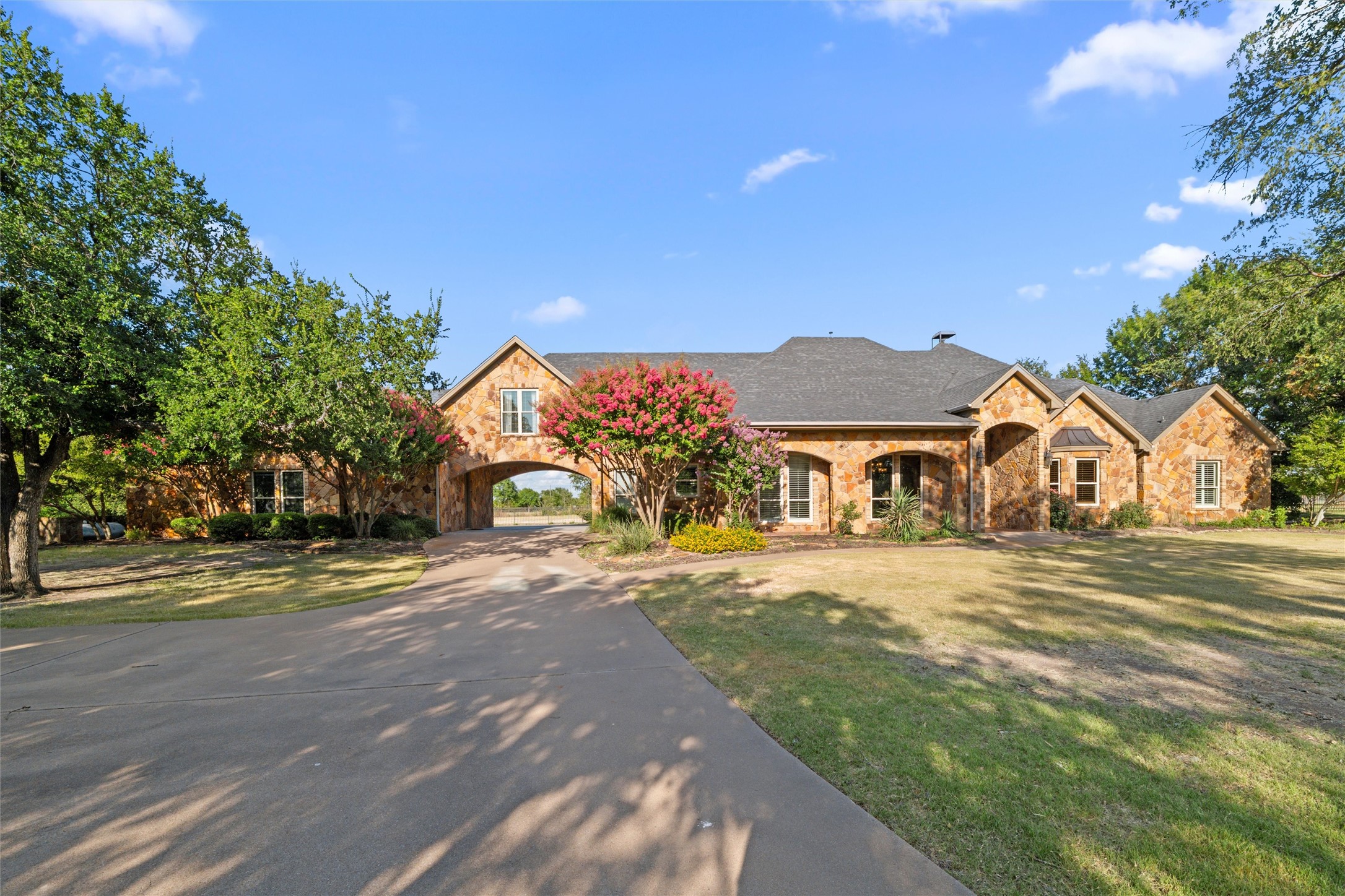 104 Bridle Wood Court