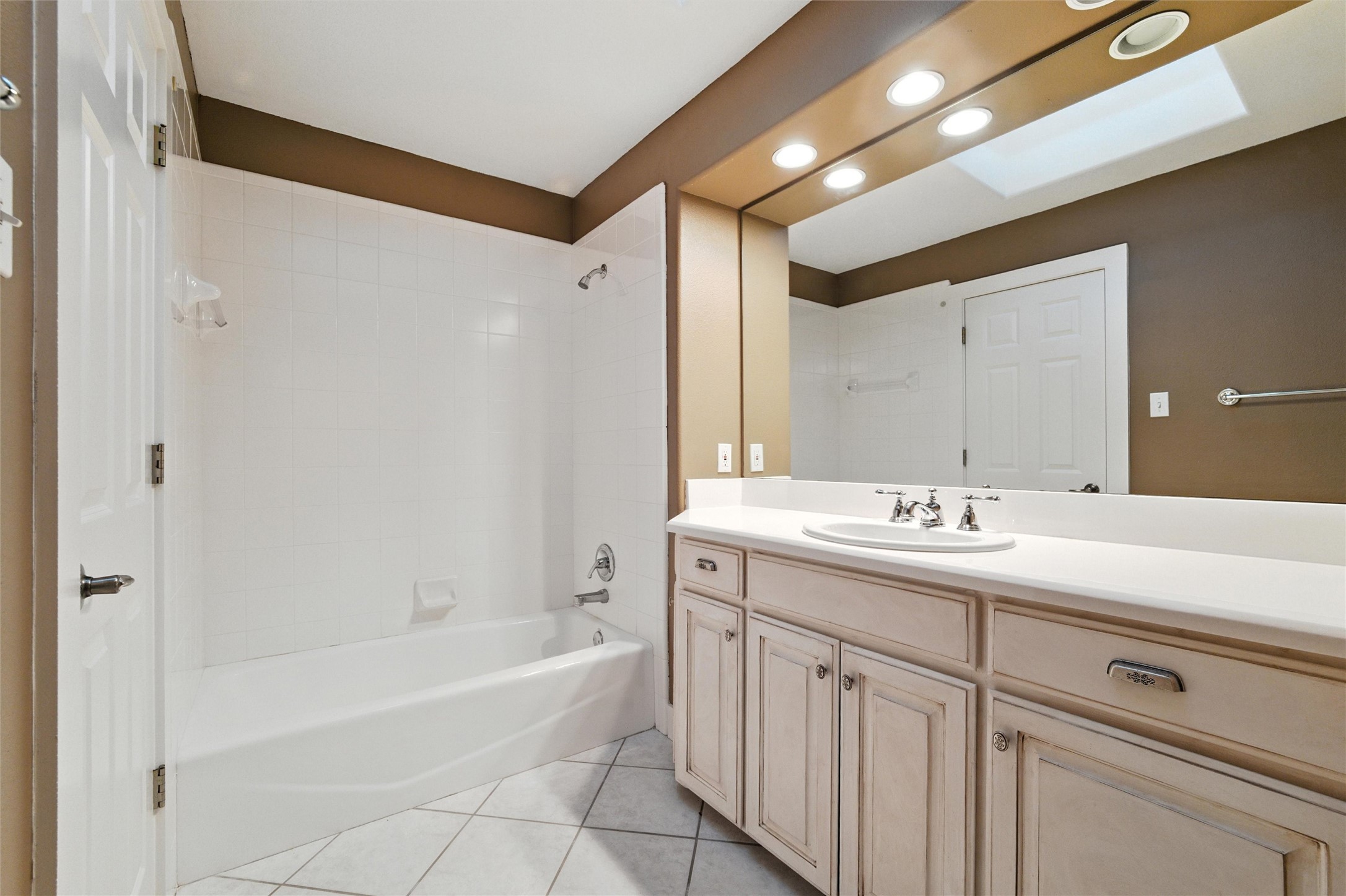 104 Bridle Wood Court