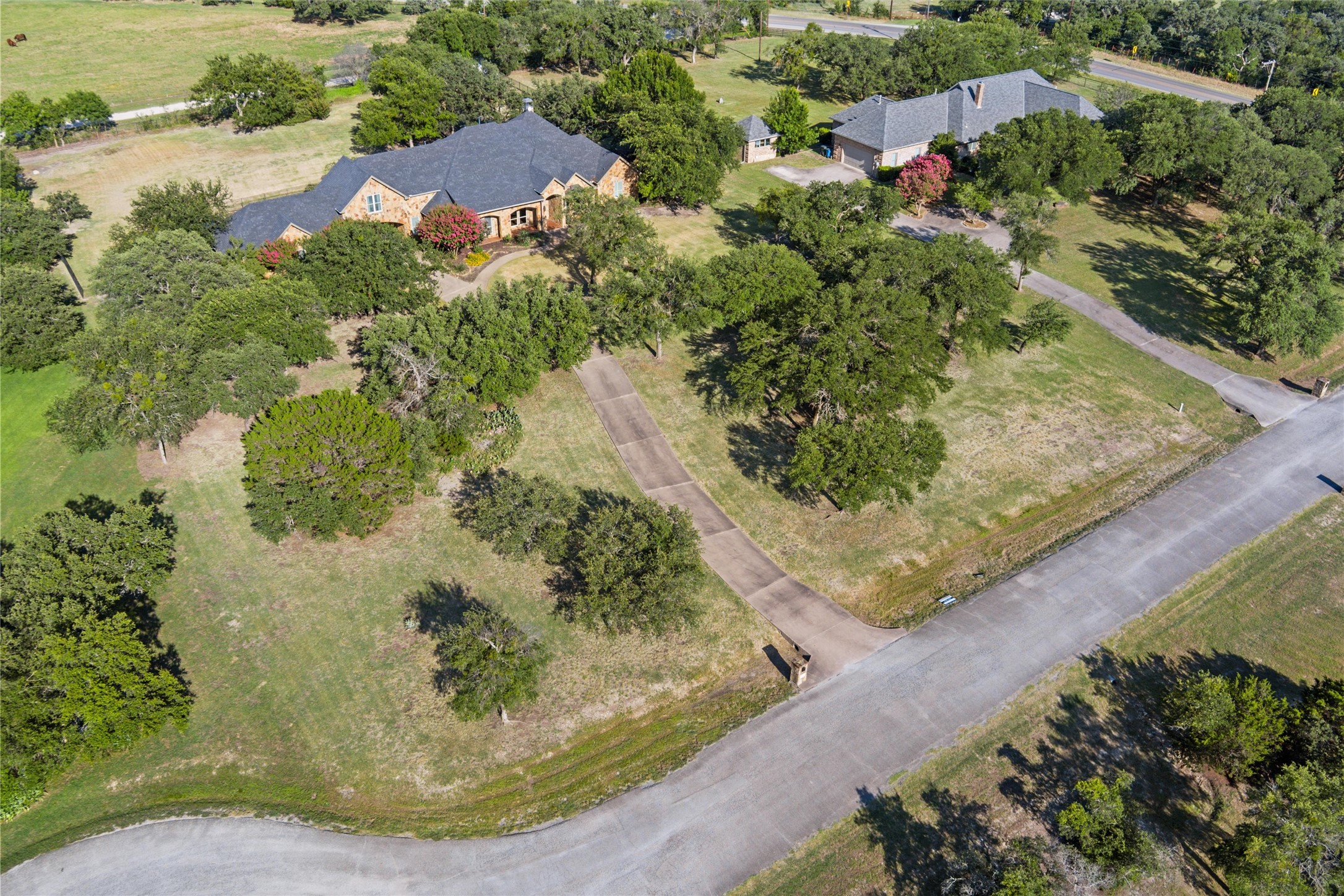 104 Bridle Wood Court