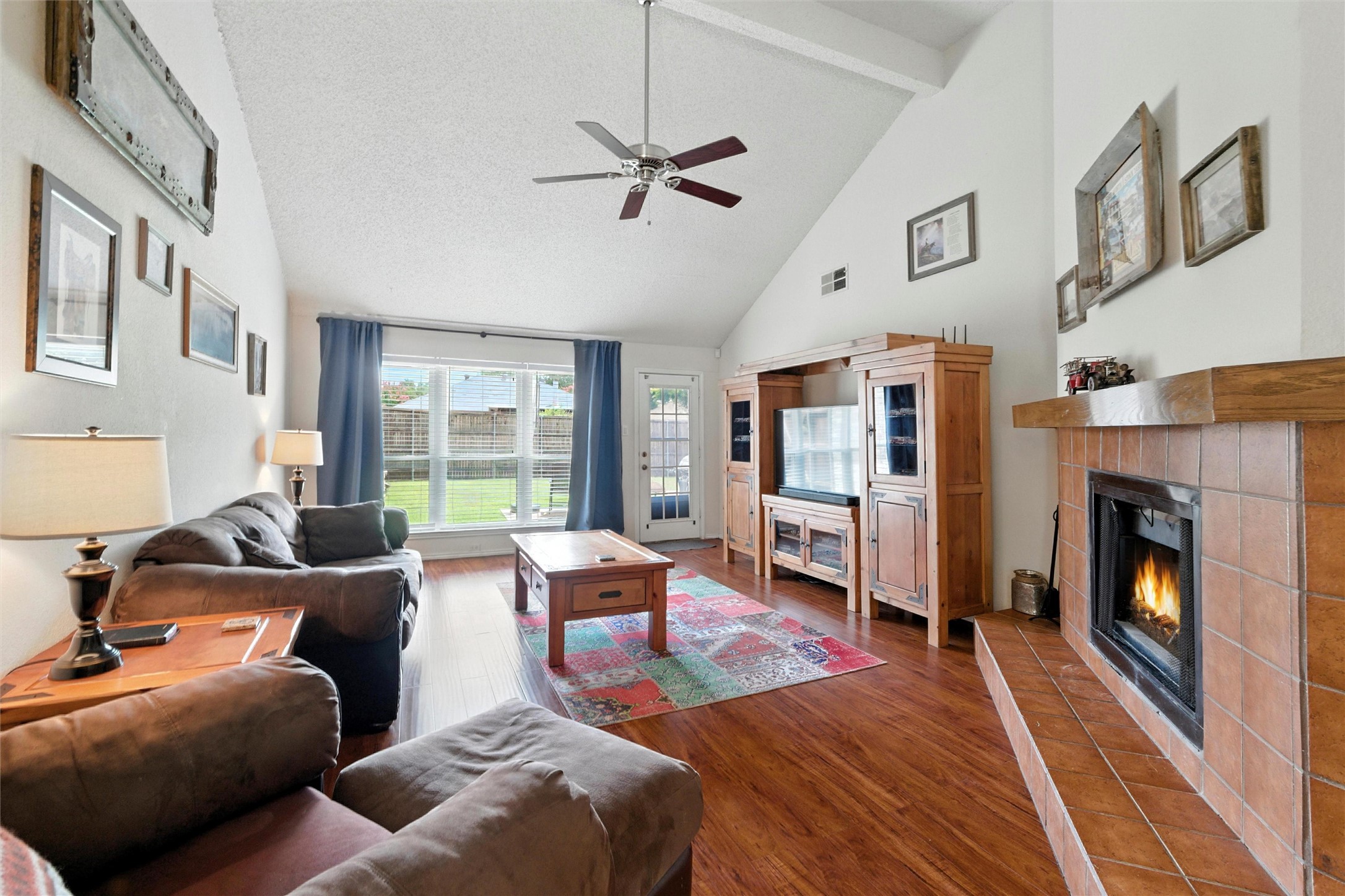 1613 Autumn Breeze Lane