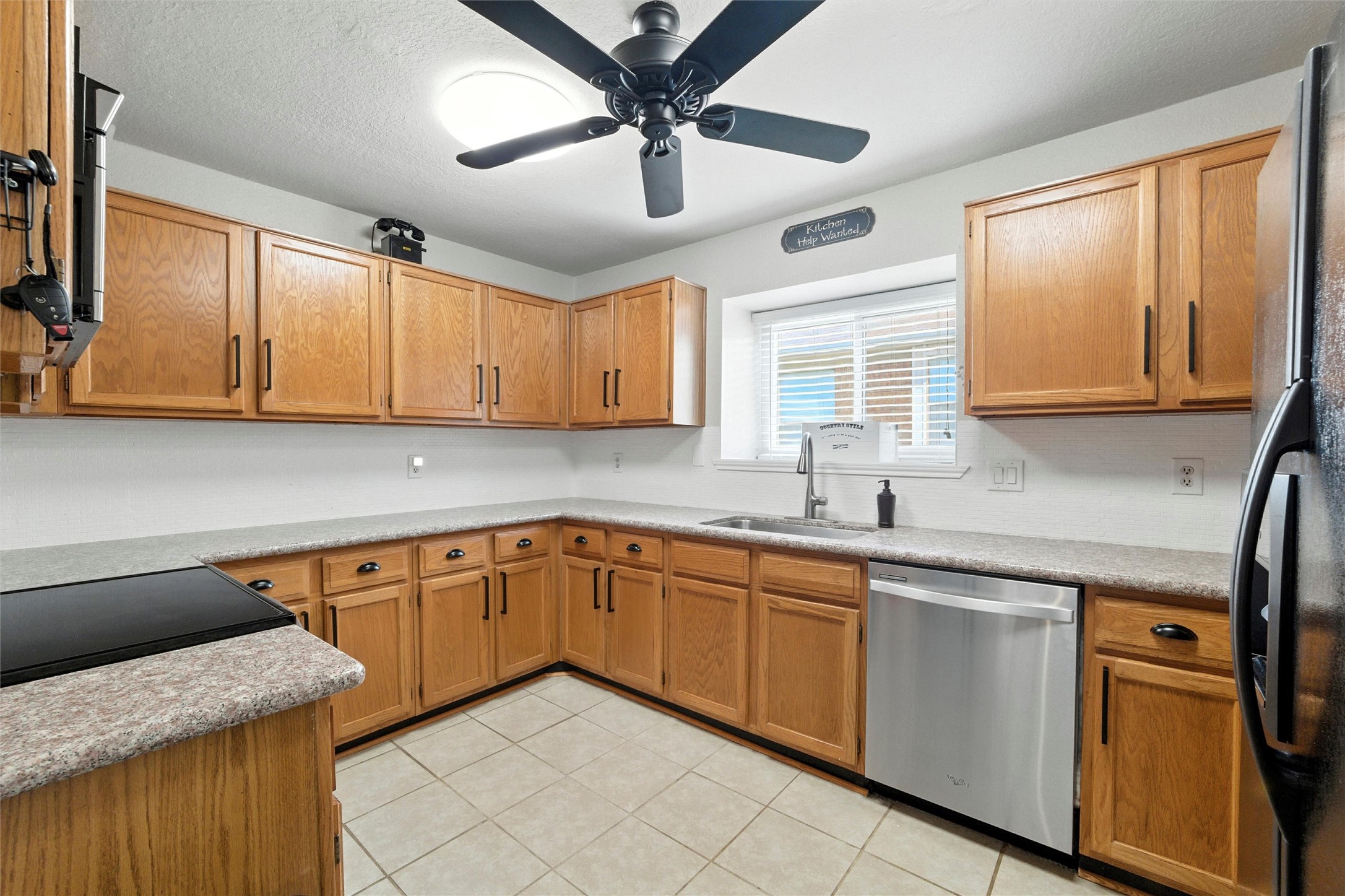 1613 Autumn Breeze Lane