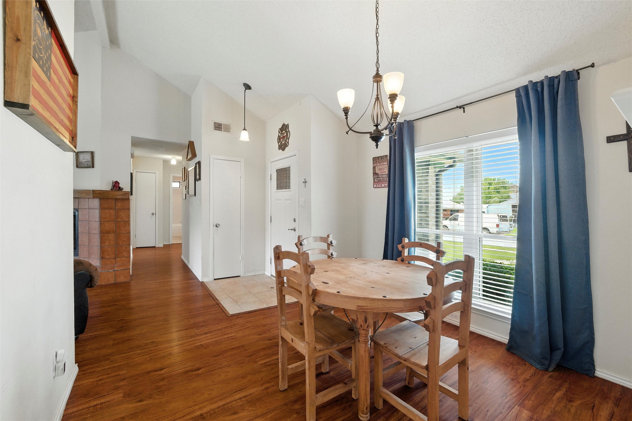 1613 Autumn Breeze Lane