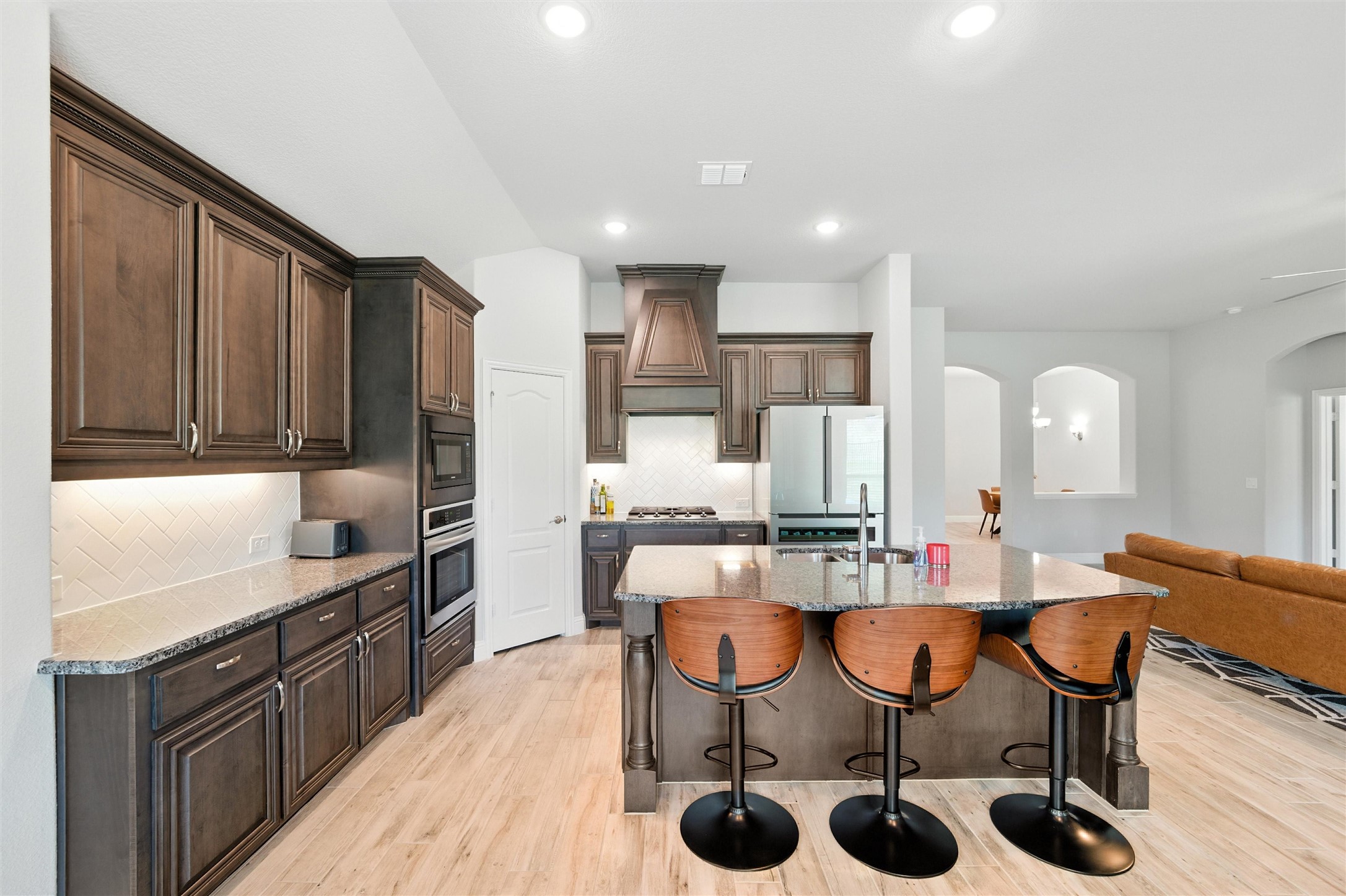 1221 Brookview Drive