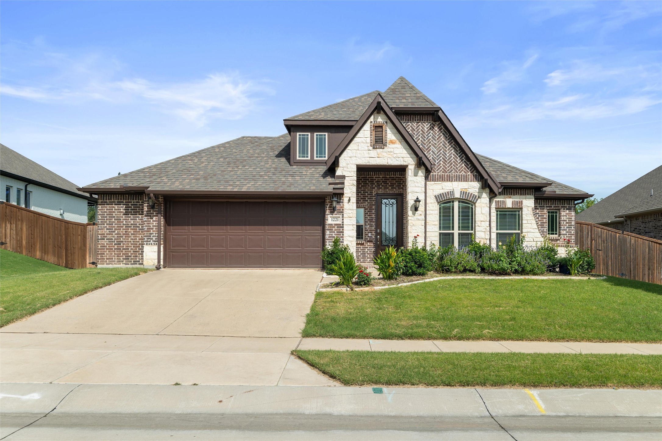1221 Brookview Drive