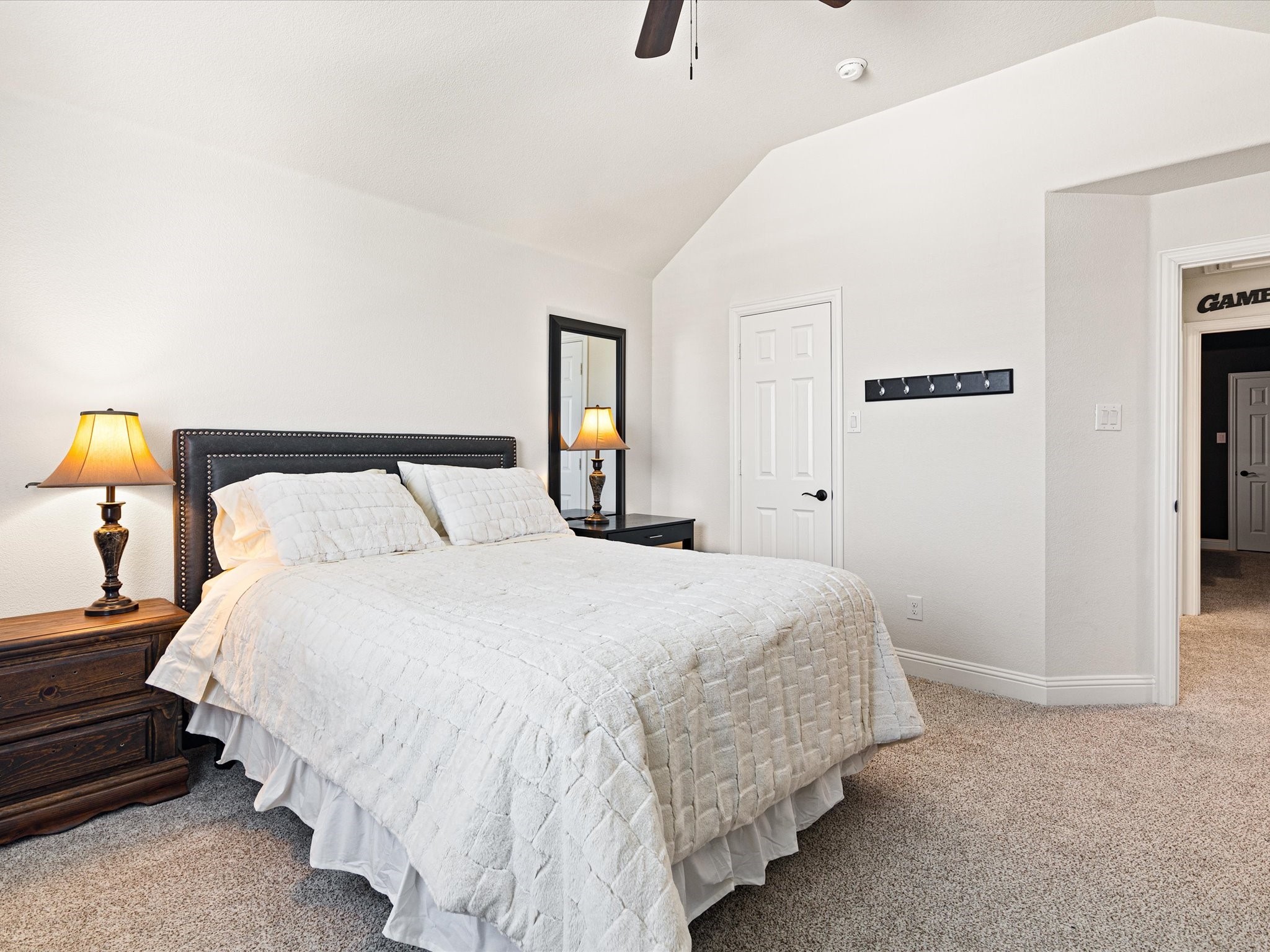 5205 Lake Konawa Drive