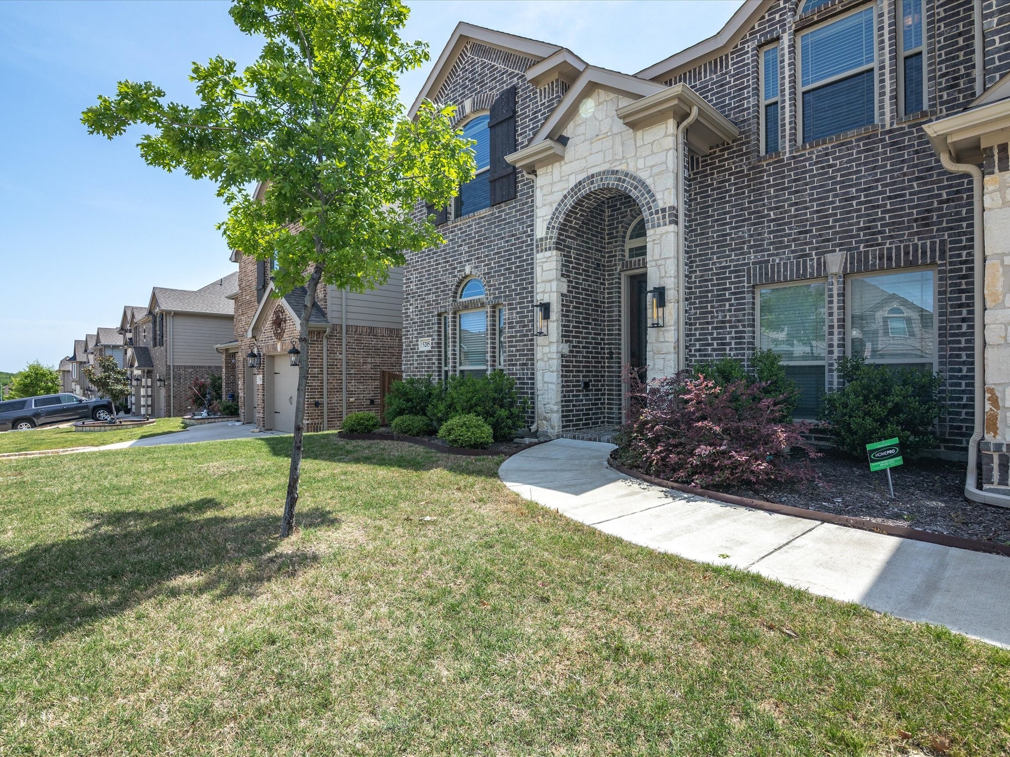 5205 Lake Konawa Drive