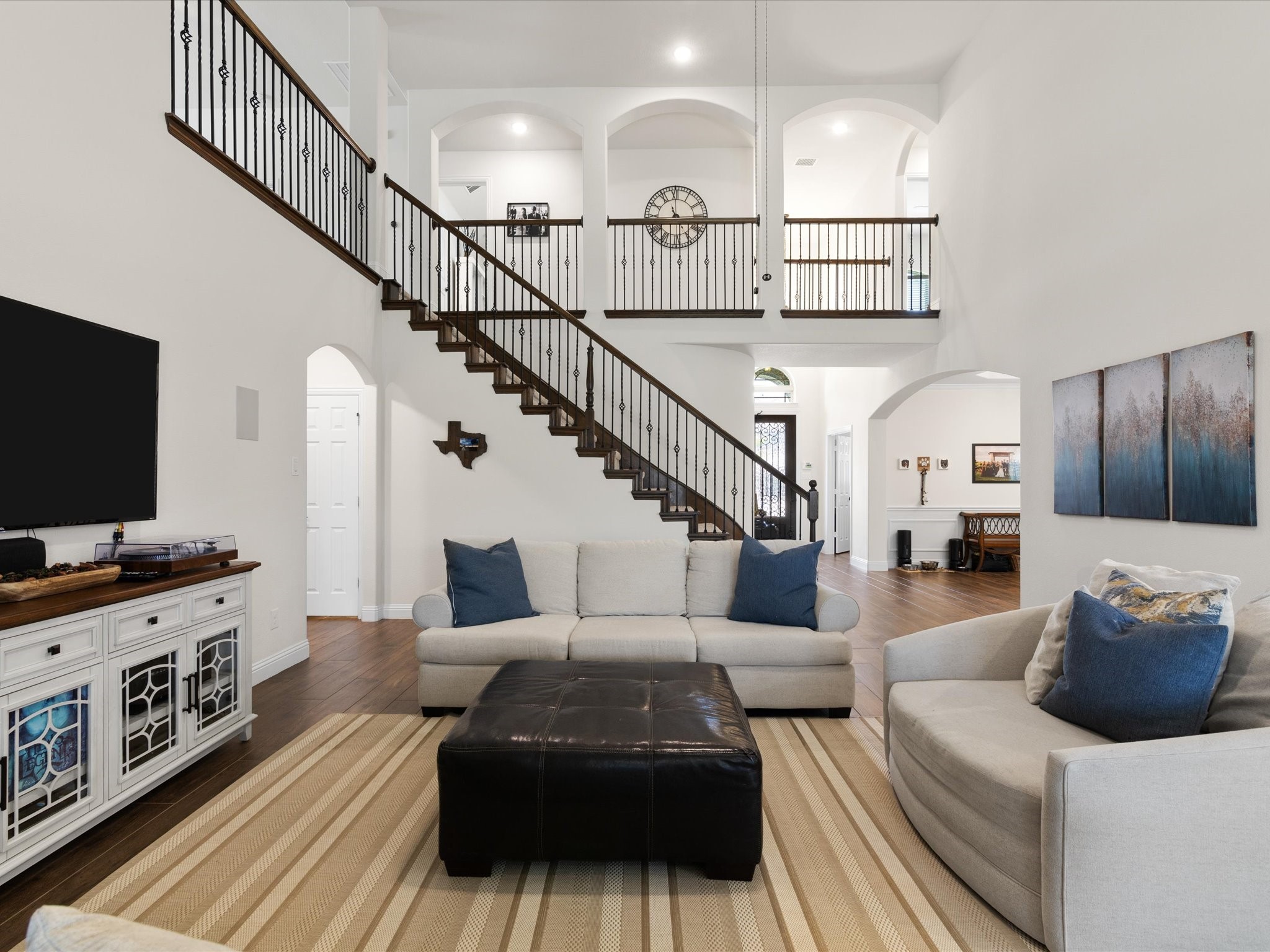 5205 Lake Konawa Drive